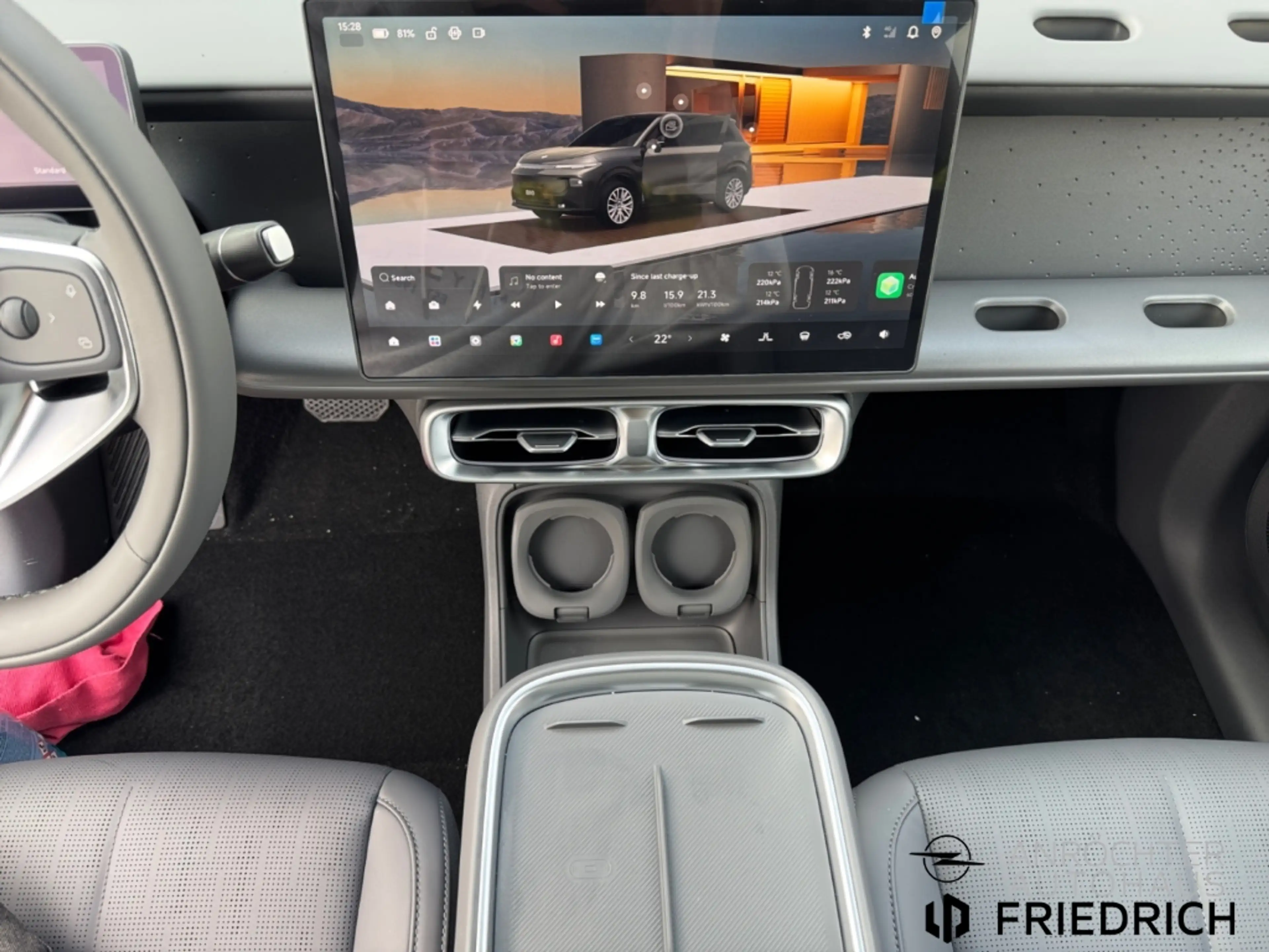 Leapmotor Others 160 kW Hybrid EV Design — photo 12