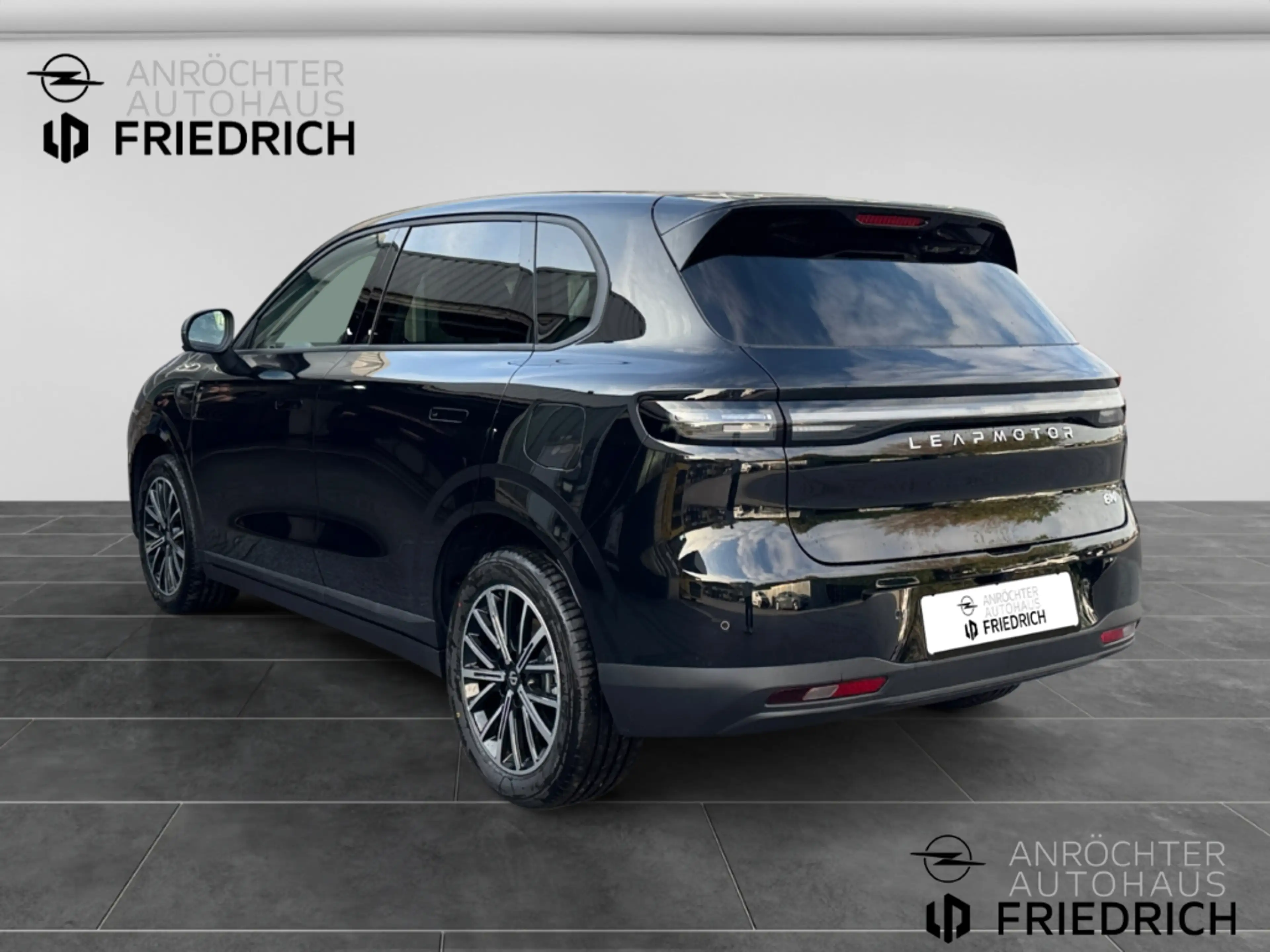 Leapmotor Others 160 kW Hybrid EV Design — photo 3