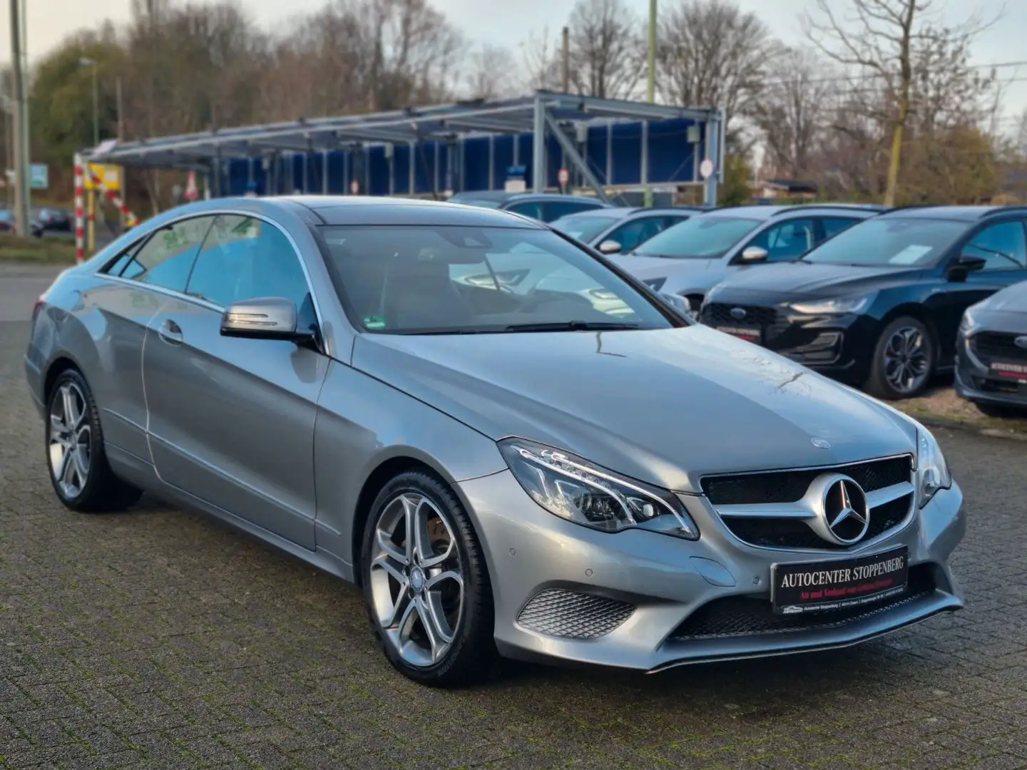Mercedes-Benz E 400 Aut. Avantgarde/LEDs/Navi/Kamera/Garantie Zilver - 2