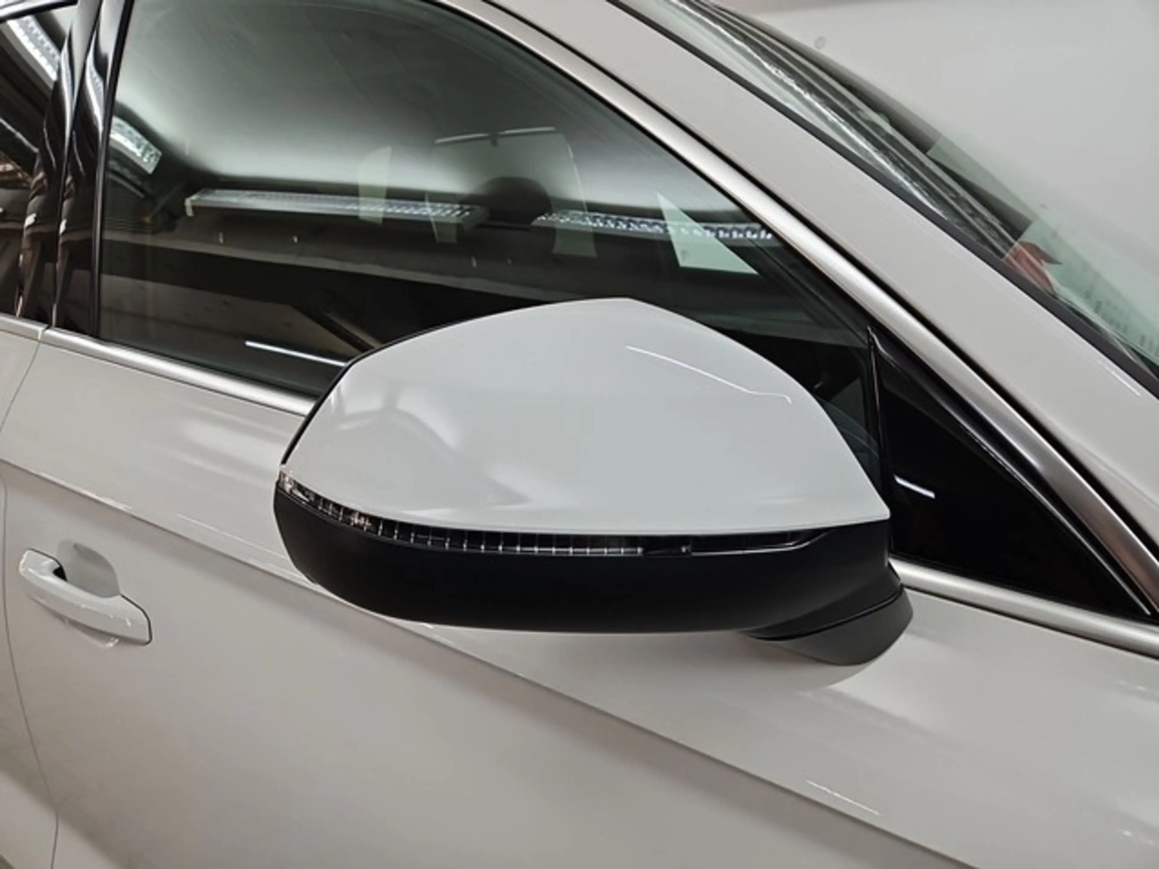Audi Q5 S line MATRIX LED AHK PANO KAMERA NAVI DIGITAL ... — photo 17