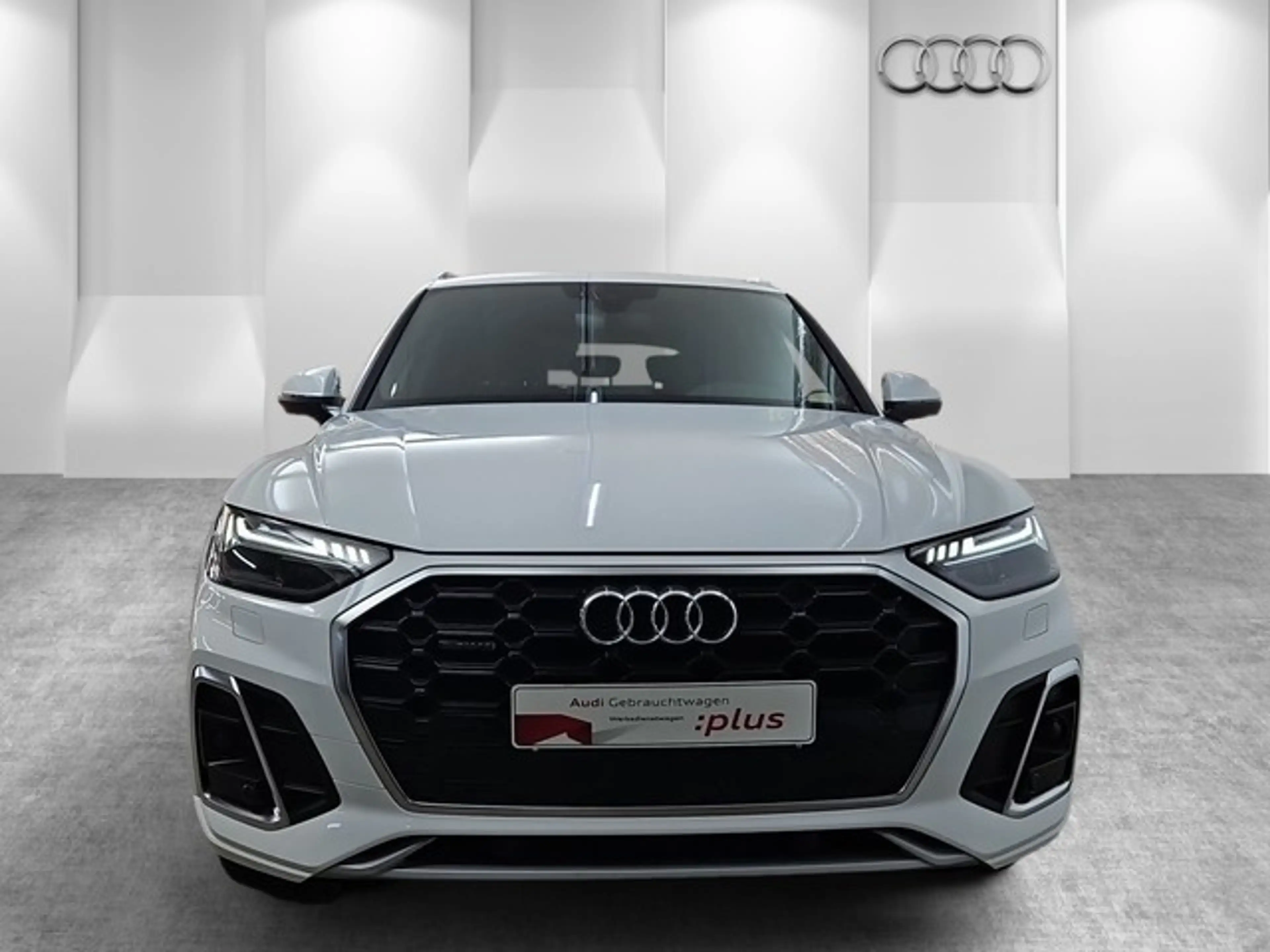 Audi Q5 S line MATRIX LED AHK PANO KAMERA NAVI DIGITAL ... — photo 23