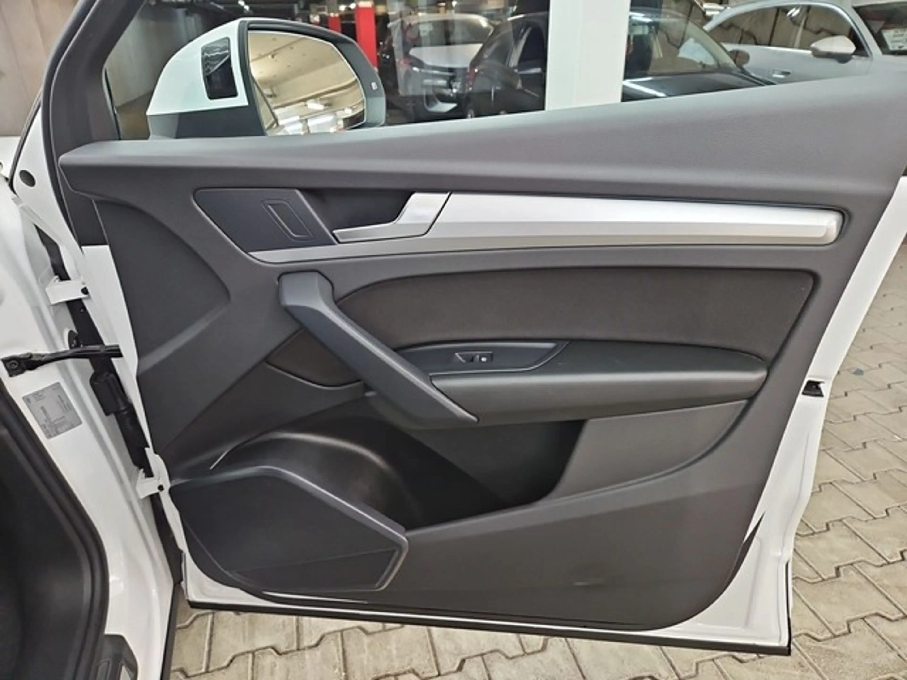 Audi Q5 S line MATRIX LED AHK PANO KAMERA NAVI DIGITAL ... — photo 16