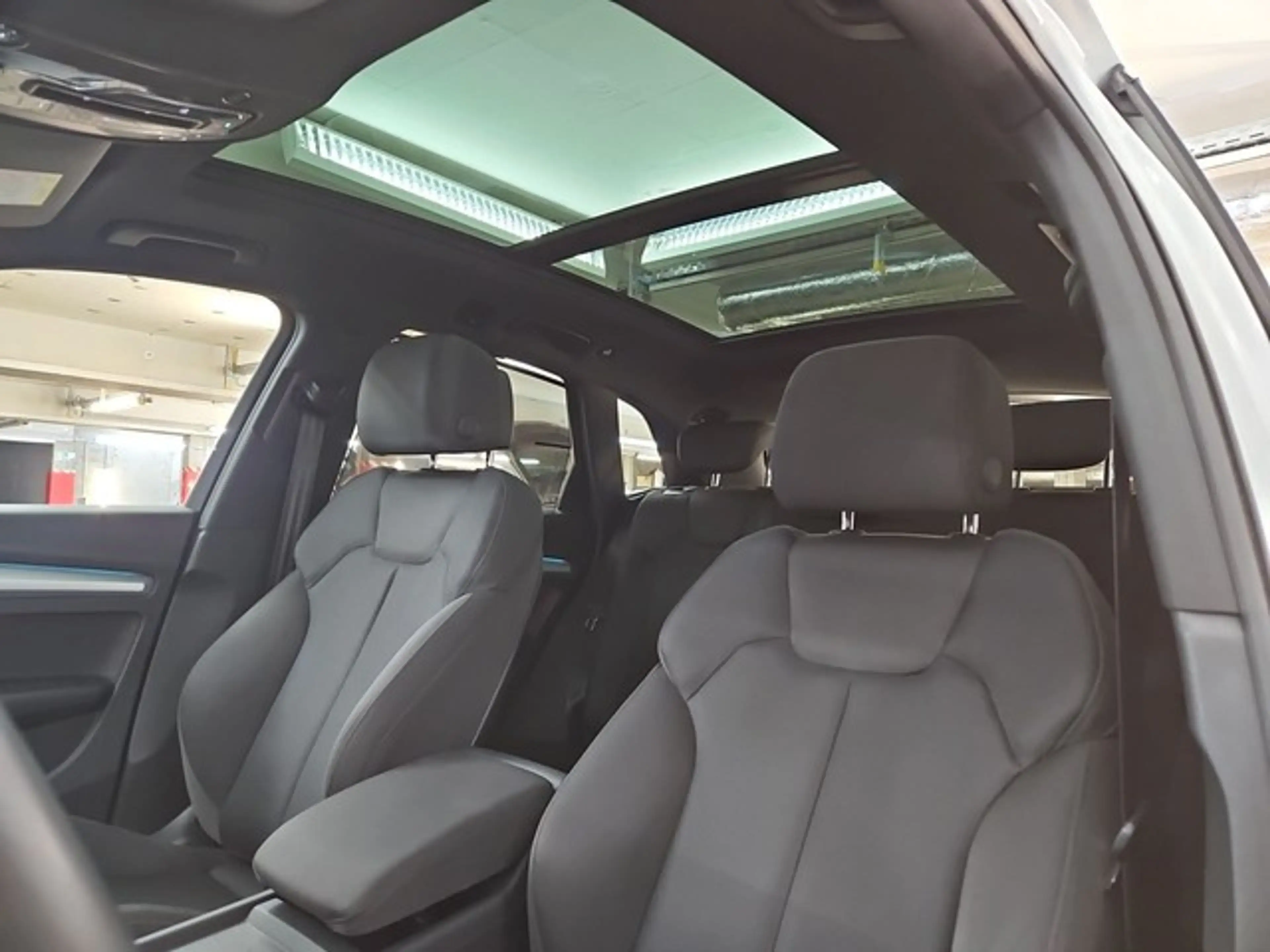 Audi Q5 S line MATRIX LED AHK PANO KAMERA NAVI DIGITAL ... — photo 27