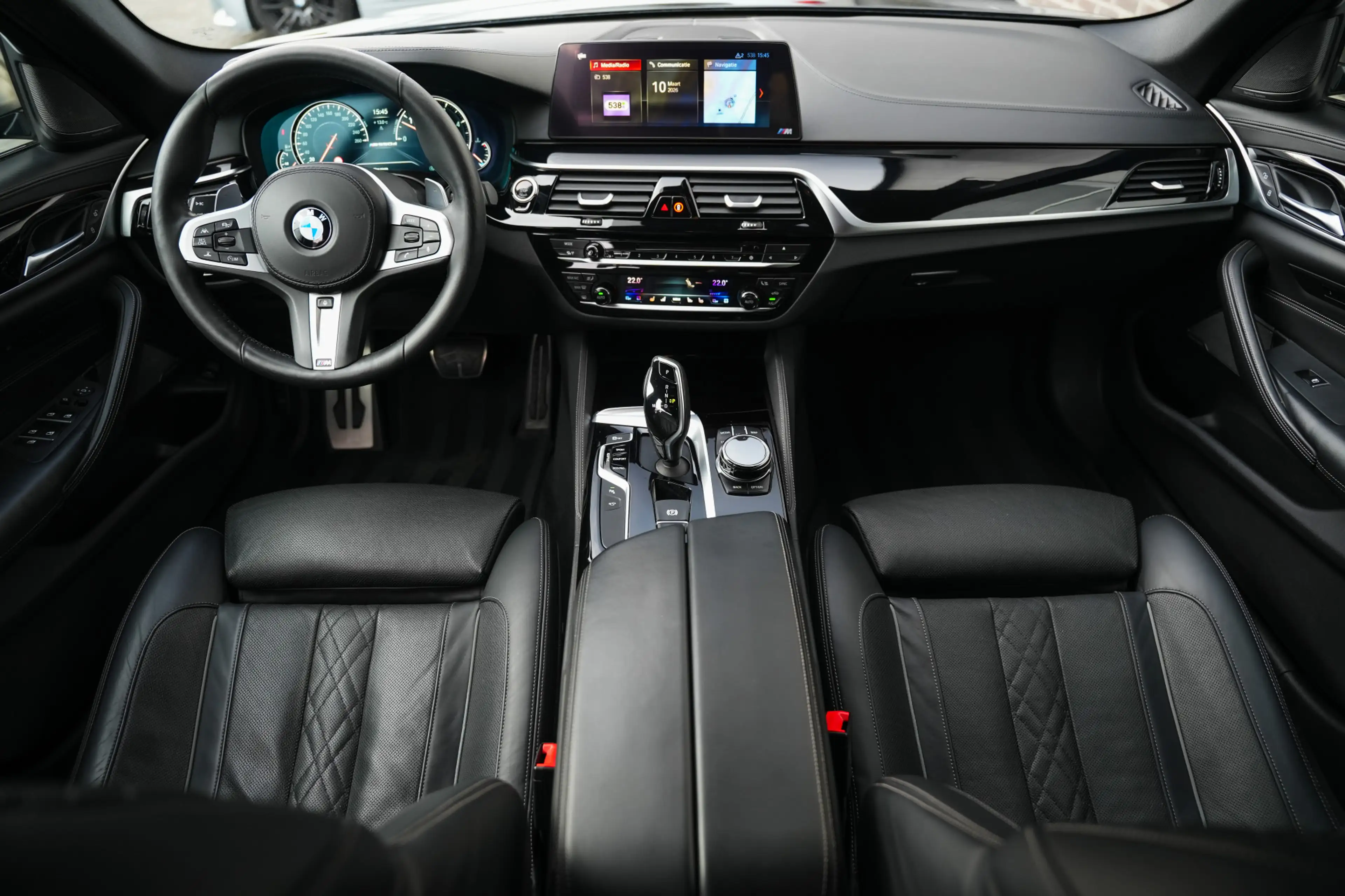 BMW M550 5-serie Touring M550d 400pk xDrive High Executive — photo 5