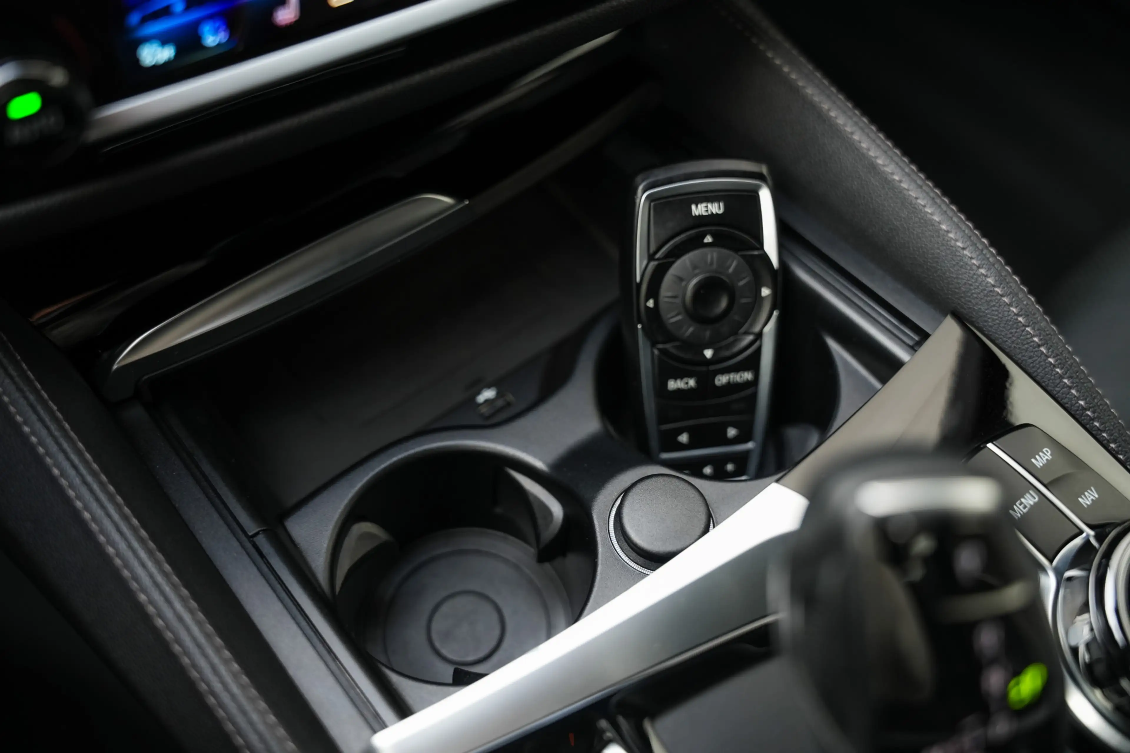 BMW M550 5-serie Touring M550d 400pk xDrive High Executive — photo 34