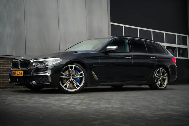 BMW M550 5-serie Touring M550d 400pk xDrive High Executive