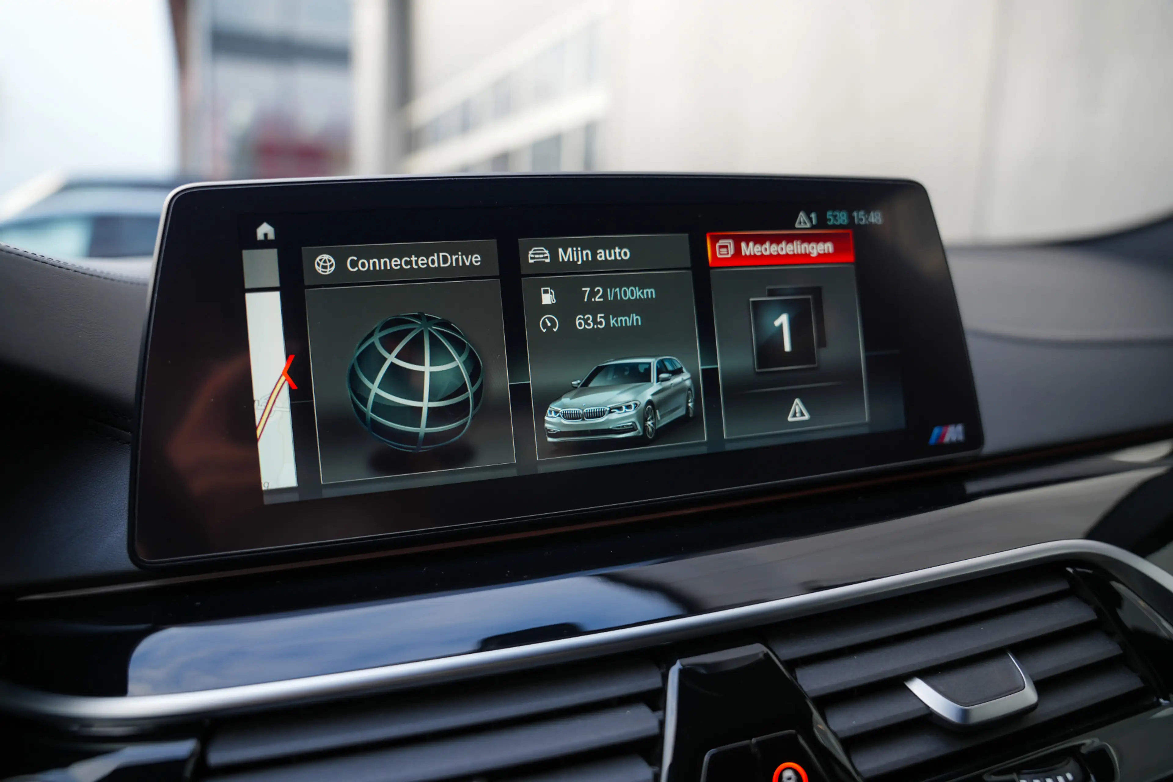 BMW M550 5-serie Touring M550d 400pk xDrive High Executive — photo 39