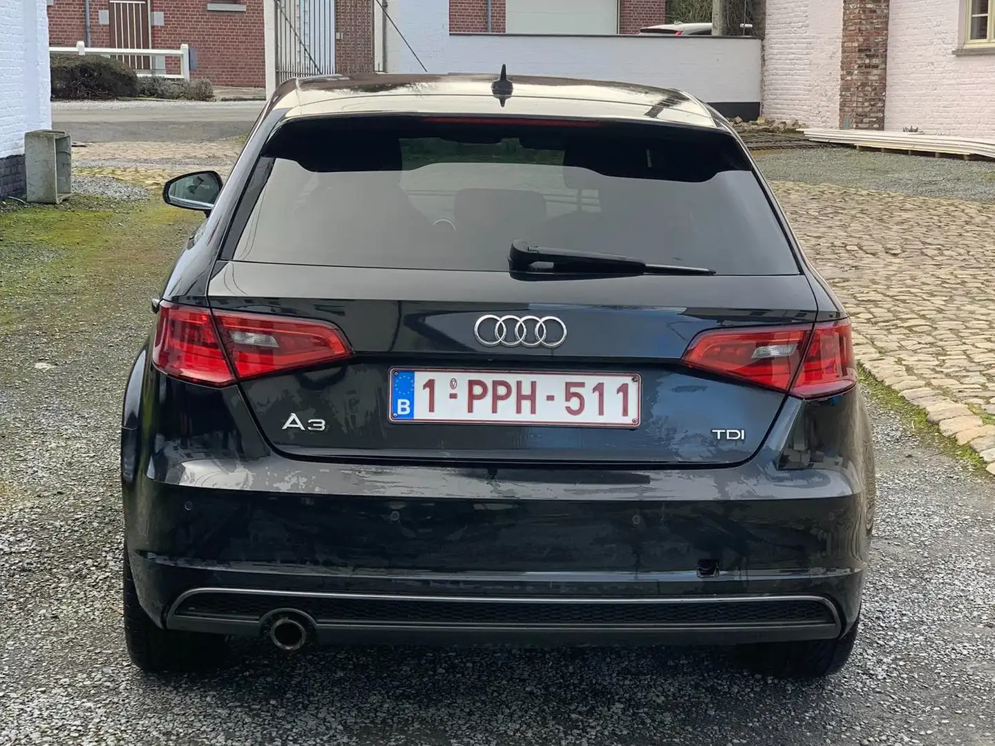 Audi A3 1.6 TDi Sport Noir - 2