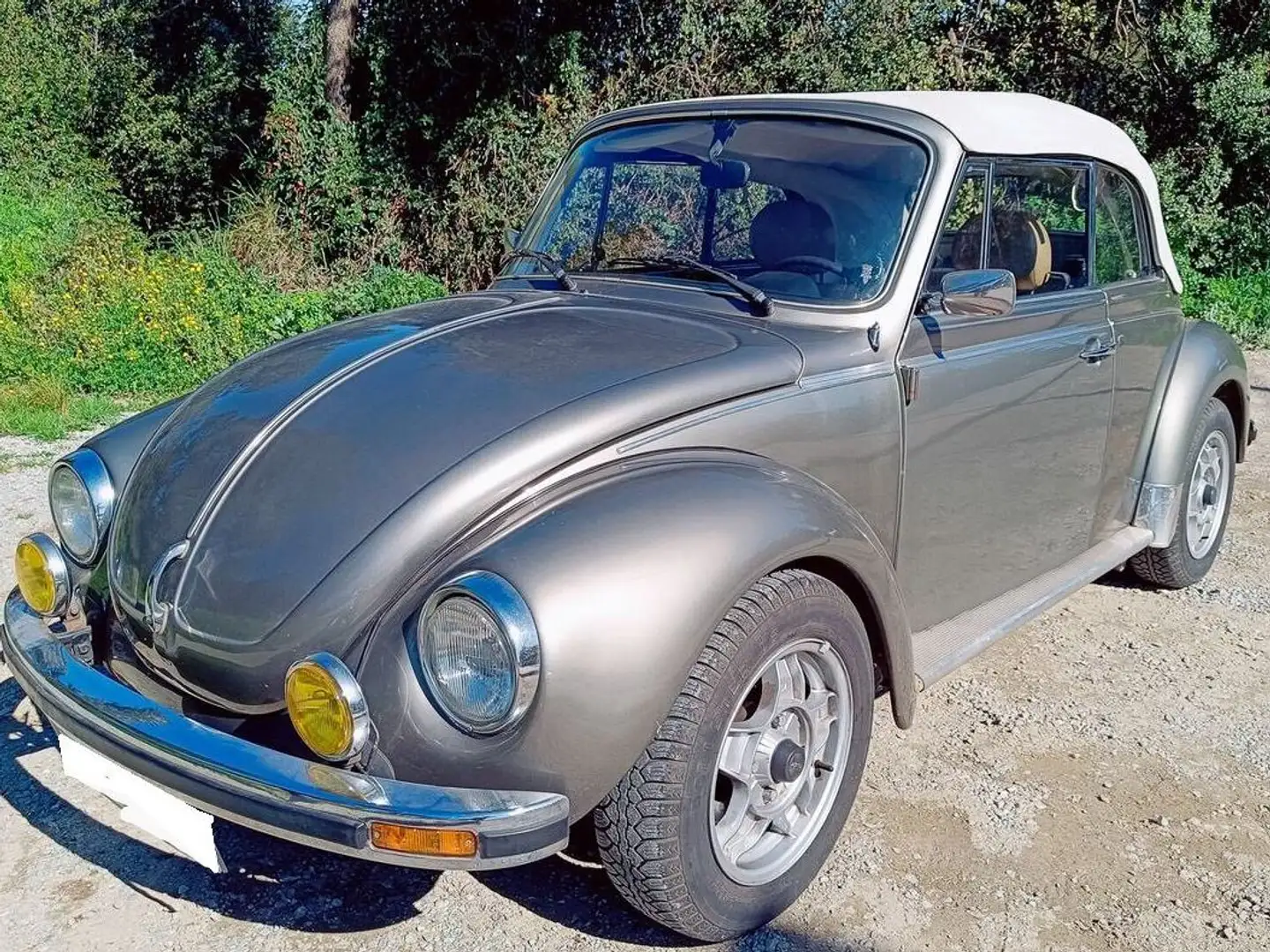 Volkswagen Coccinelle 1303 Cabrio Gris - 2