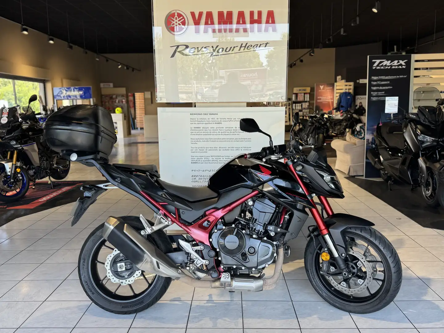 Honda Hornet Schwarz - 1