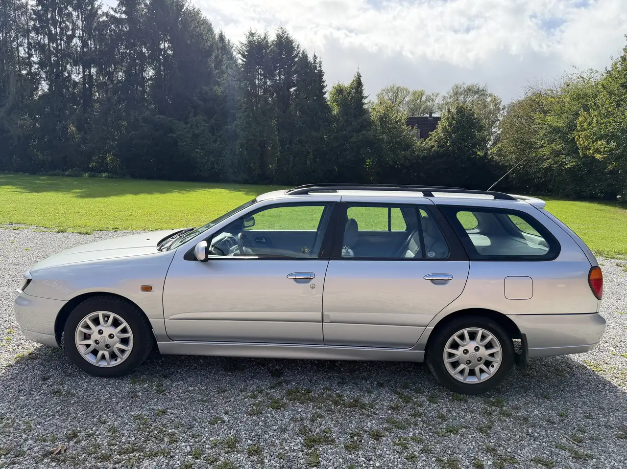 Nissan Primera 2.0, Automatik, Vollleder, Wenig Kilometer, foto 10