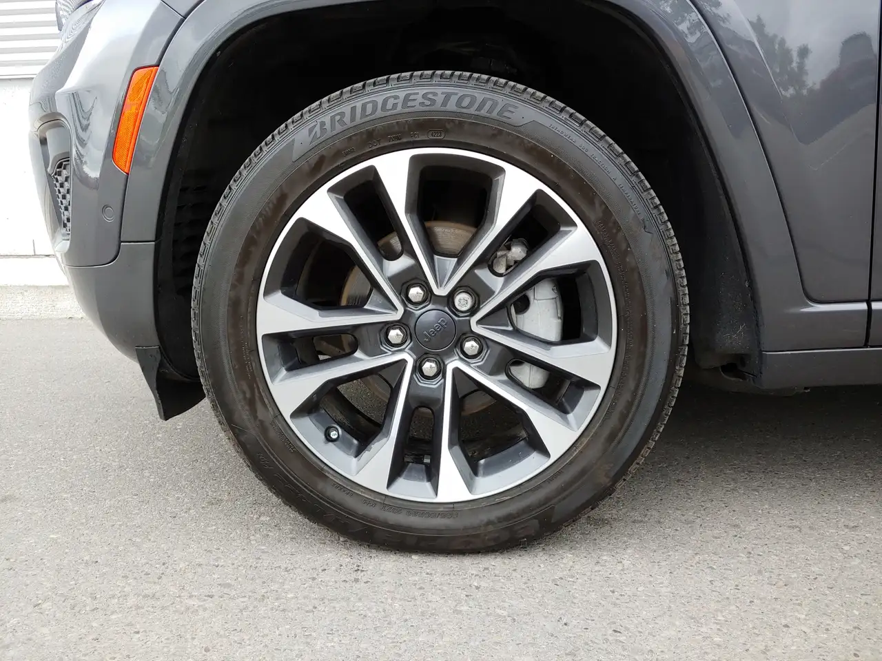 Jeep Grand Cherokee photo Jeep Grand Cherokee