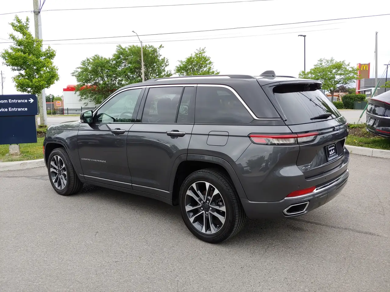 Jeep Grand Cherokee photo Jeep Grand Cherokee