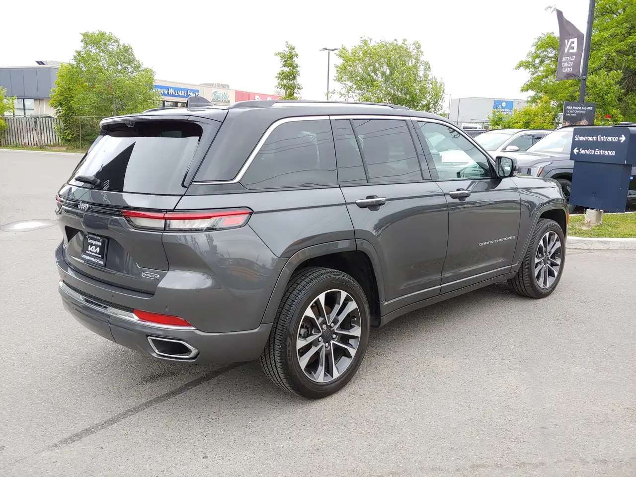Jeep Grand Cherokee photo Jeep Grand Cherokee