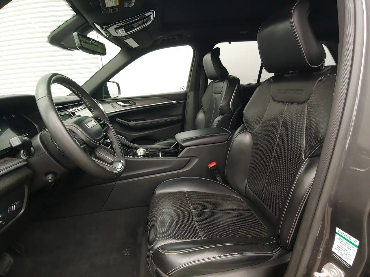 Jeep Grand Cherokee photo Jeep Grand Cherokee