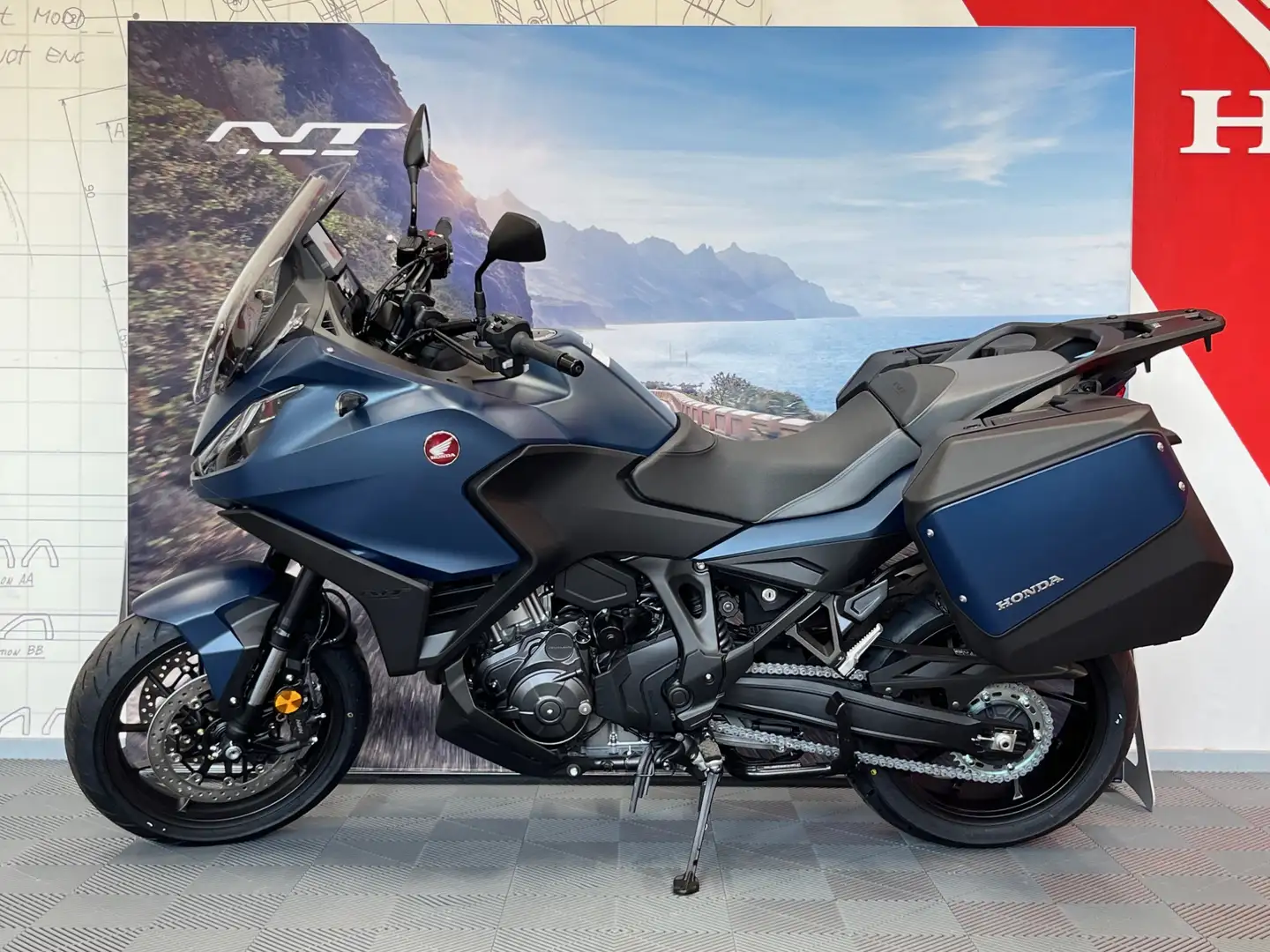 Honda NT 1100 Blauw - 1