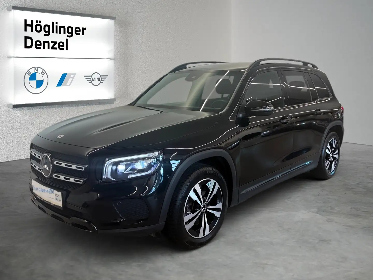 Mercedes-Benz GLB 200 d 4MATIC Schwarz - 2