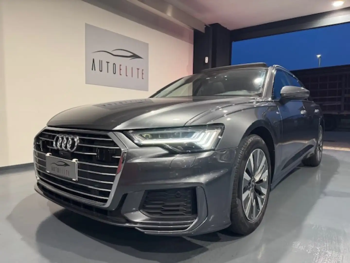 Audi A6 Avant 40 2.0 TDI S tronic Business Sport Grigio - 1