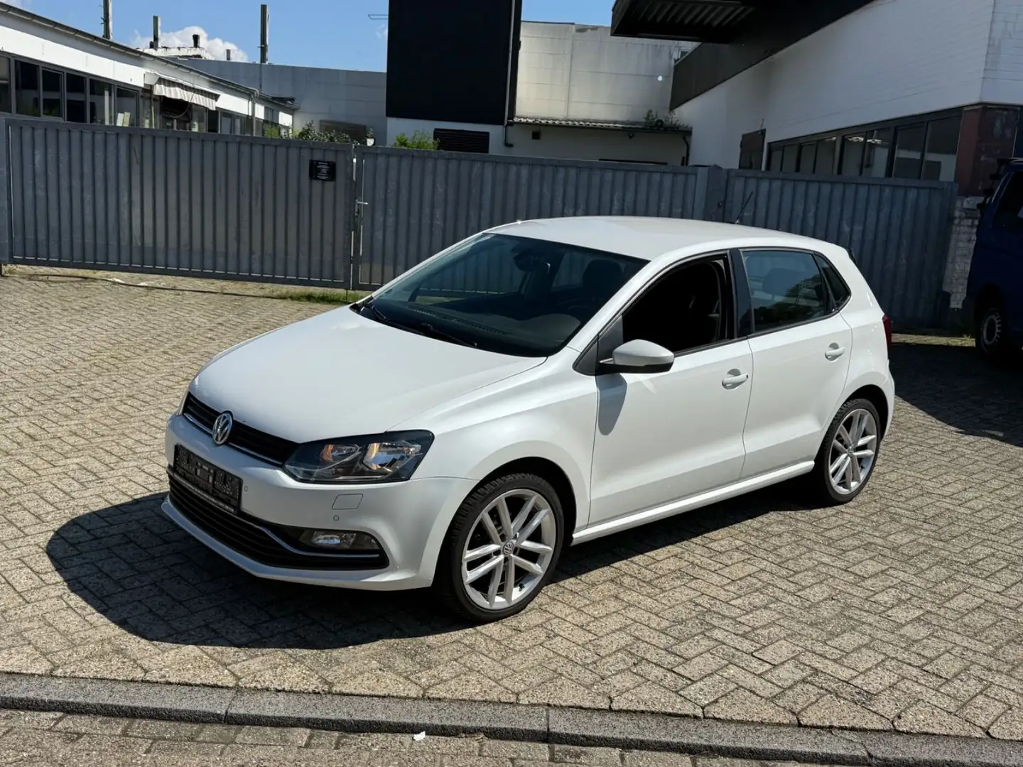 Volkswagen Polo V Highline BMT/Start-Stopp*KLIMAAUTOMATIK** Weiß - 1
