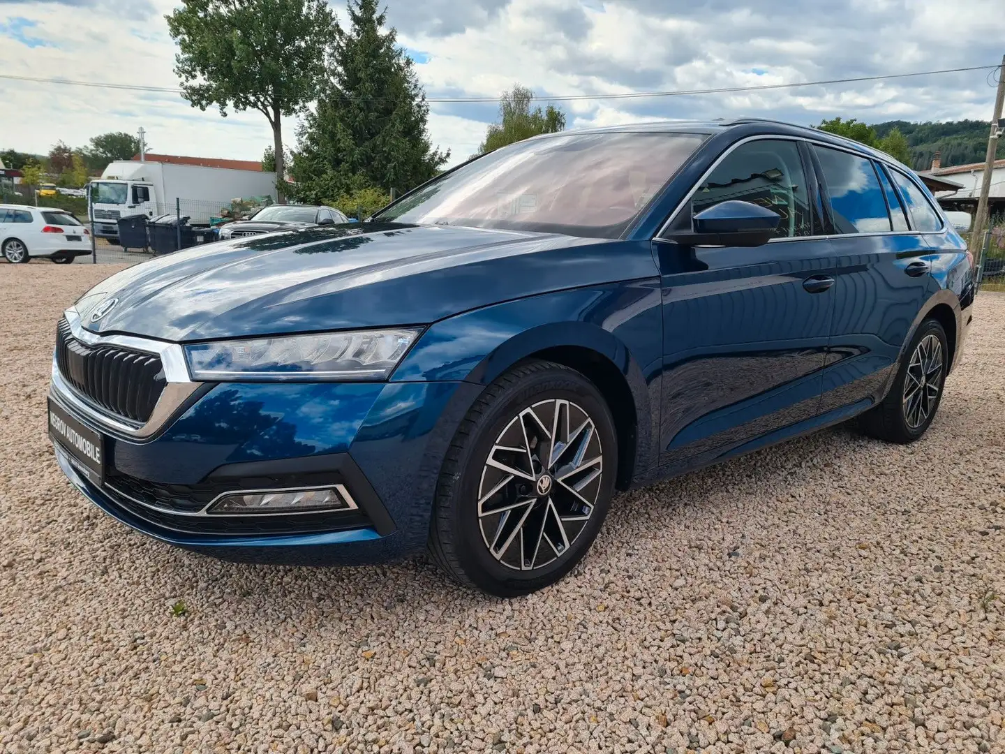 Skoda Octavia Combi First Edition Blau - 1