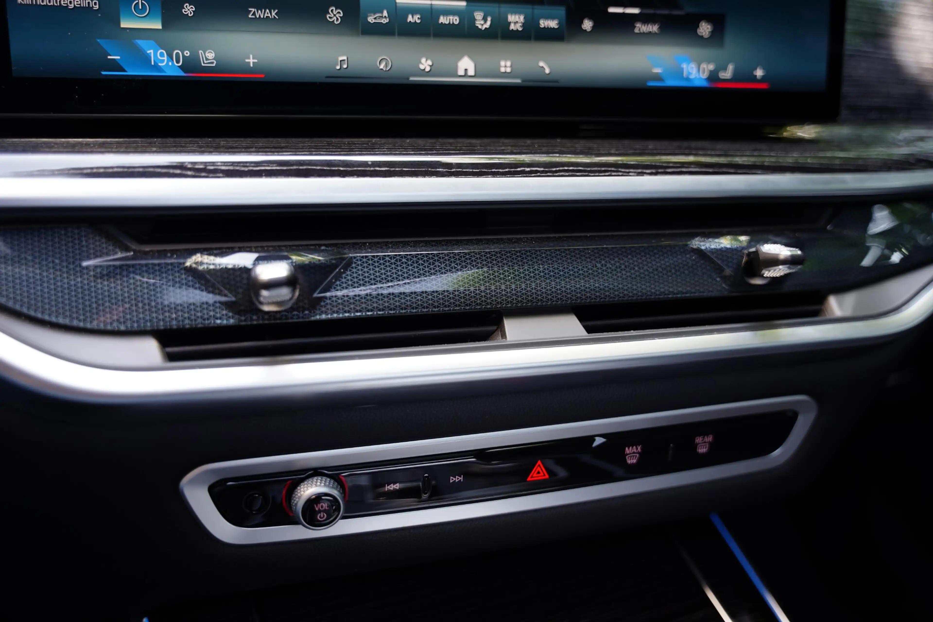 BMW X5 X-Drive 50 E / Harman Kardon / Trekhaak / 22 Inch — photo 19