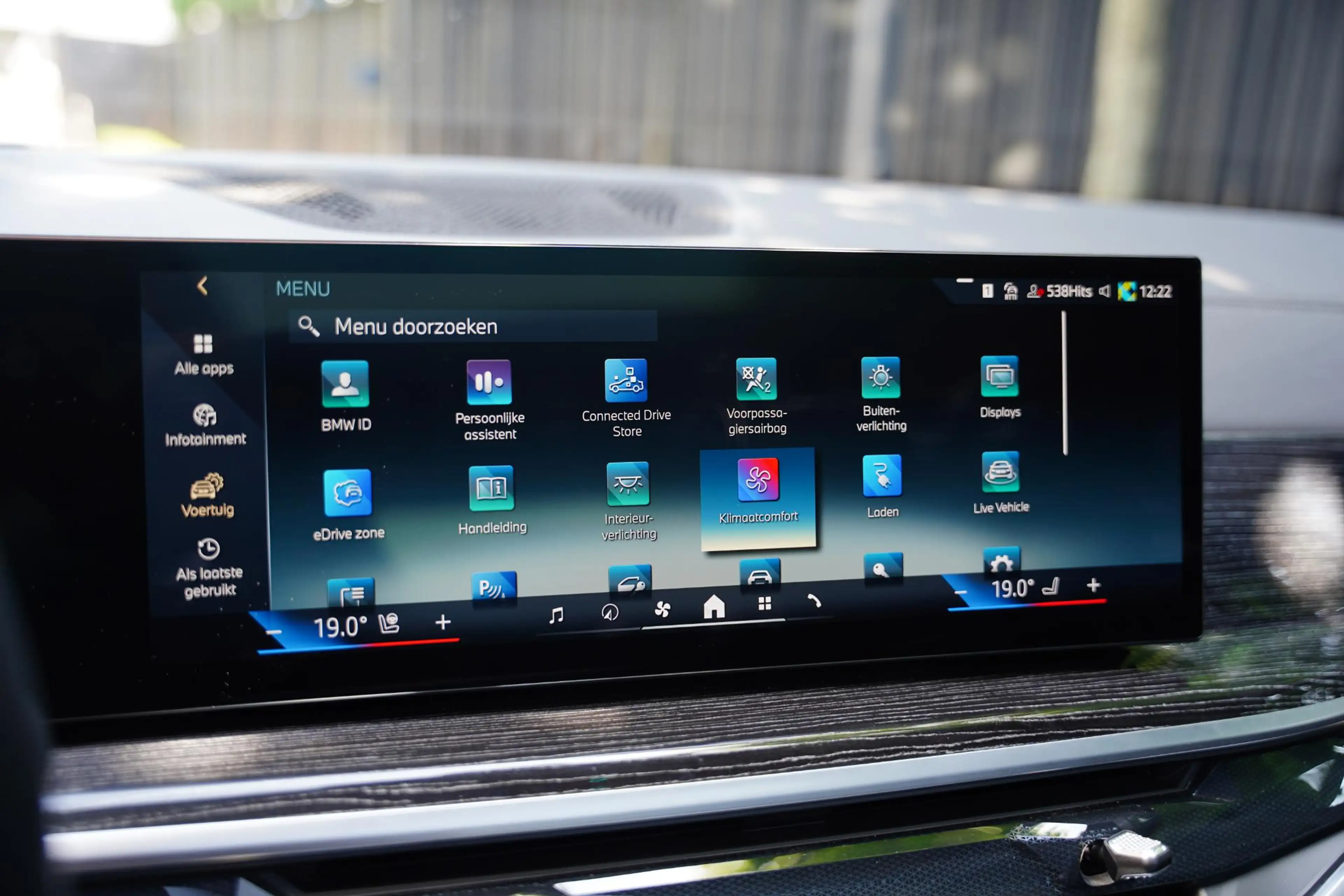 BMW X5 X-Drive 50 E / Harman Kardon / Trekhaak / 22 Inch — photo 11