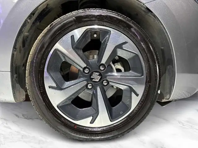 Suzuki Swift view 8