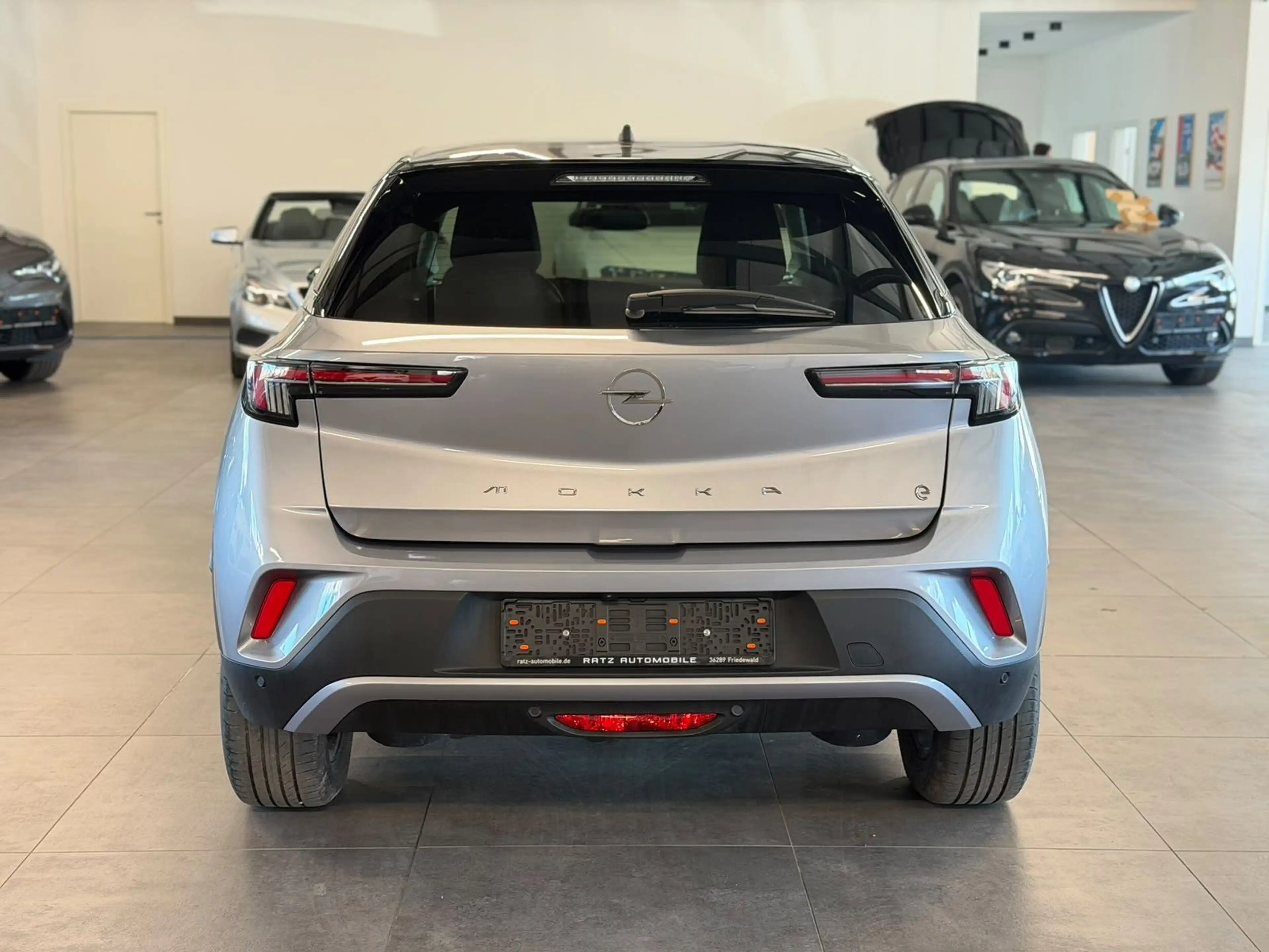 Opel Mokka-E Elegance 11Kw LED+SHZ/LHZ+TEMP+KAM+CARPL — photo 6