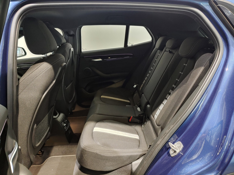 BMW X2 xDrive25e RFK/Sportsitze/DAB/Komf.zugang — photo 8