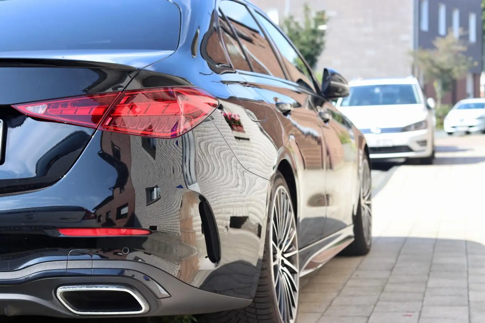 Mercedes-Benz C 300 C 300 d (206.006) AMG Line Schwarz - 2