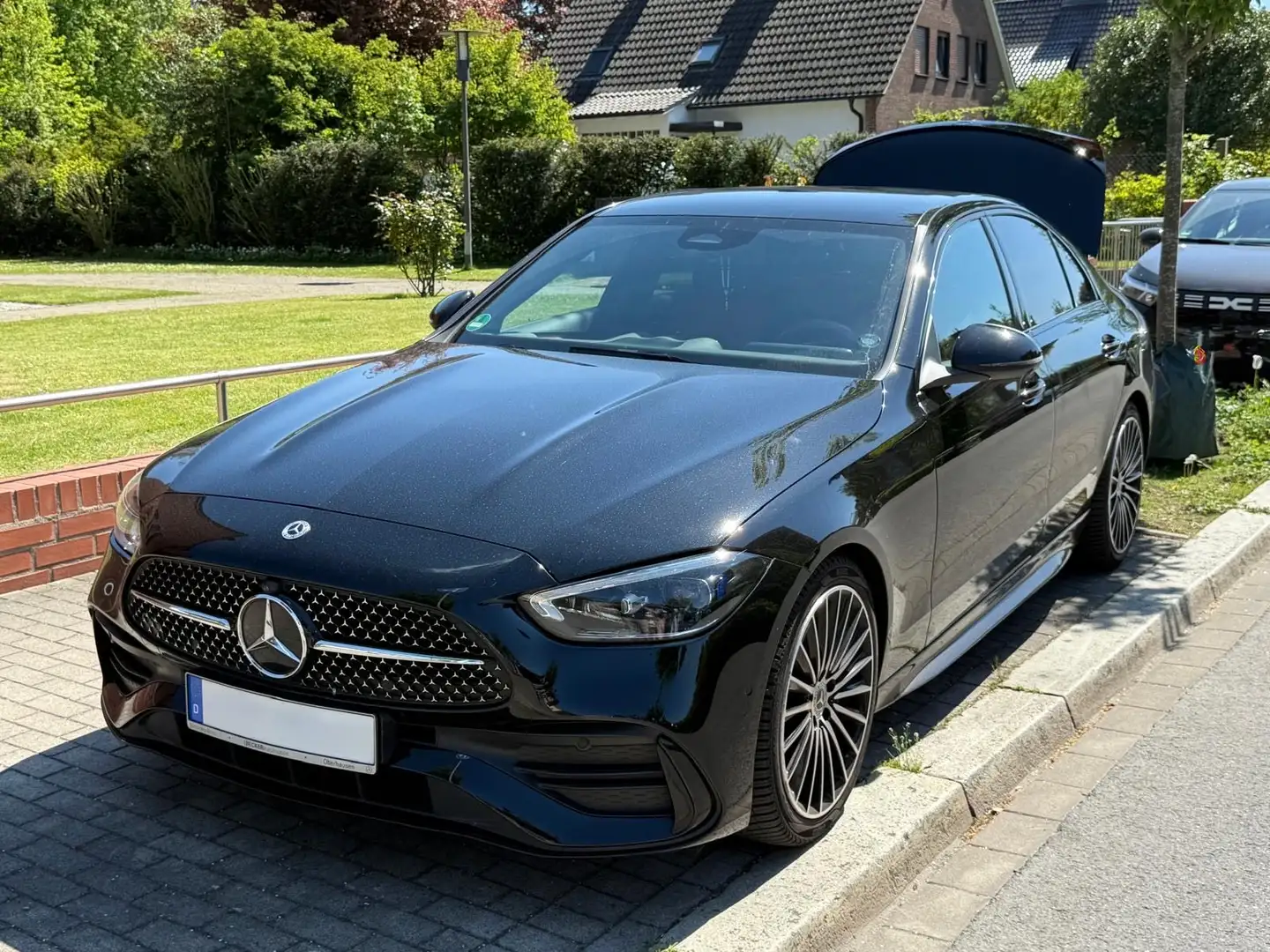 Mercedes-Benz C 300 C 300 d (206.006) AMG Line Schwarz - 1