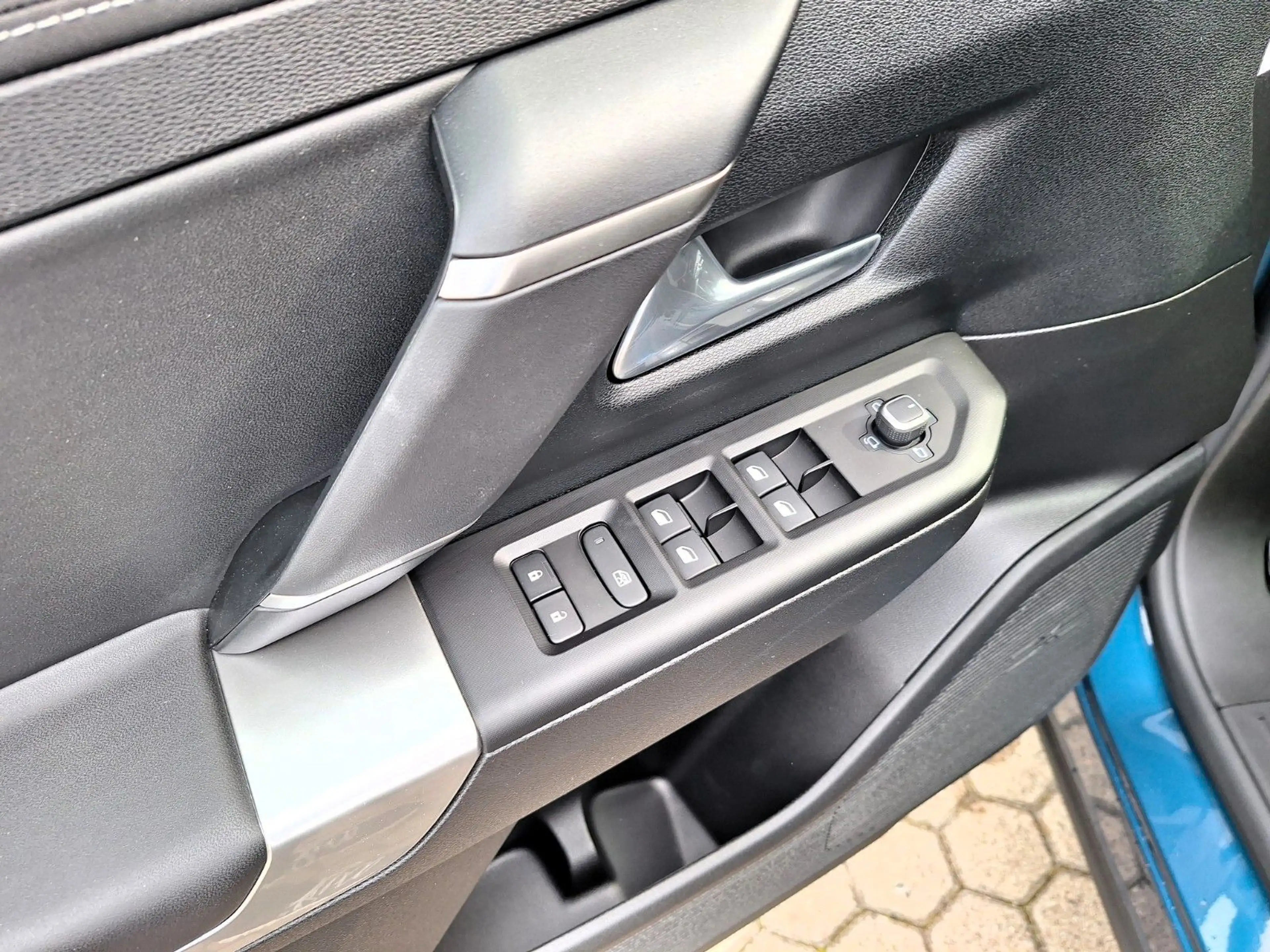 Jeep Compass 1.2 eDCT Altitude *Winter+Komfortpaket* — photo 13