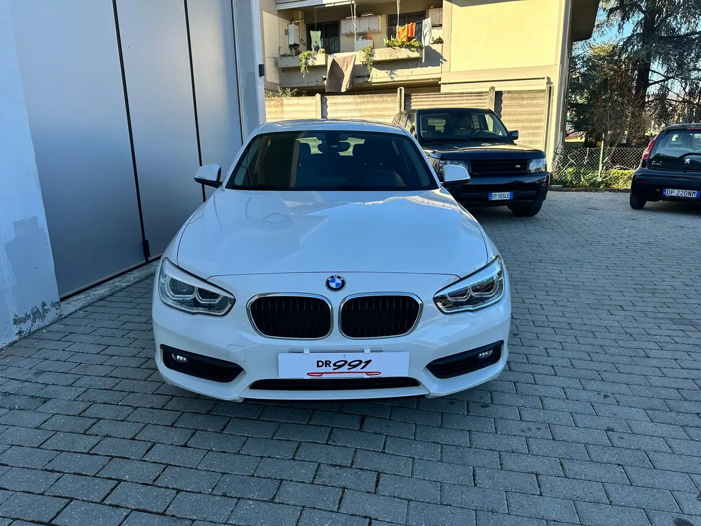 BMW 118 118d 5p Sport auto EURO 6 Doppio treno gomme Blanc - 2