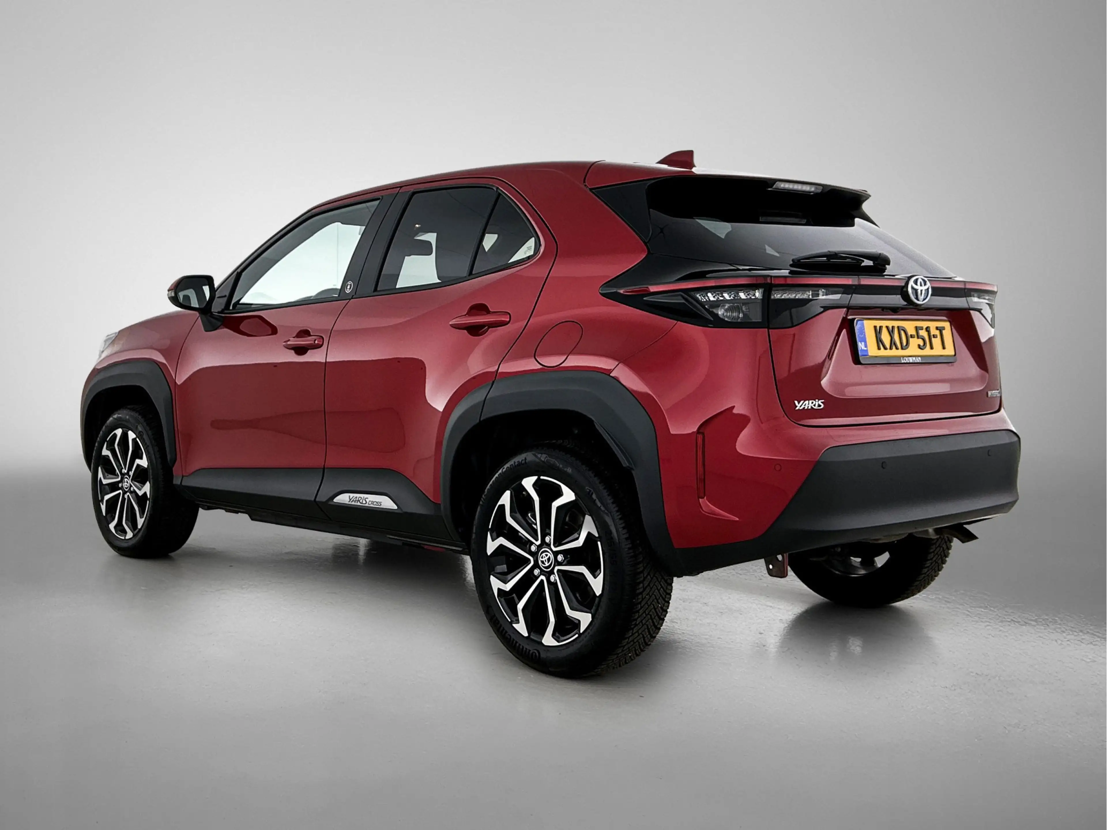 Toyota Yaris Cross 1.5 Hybrid Dynamic | Parkeersensor voor en achter — photo 14