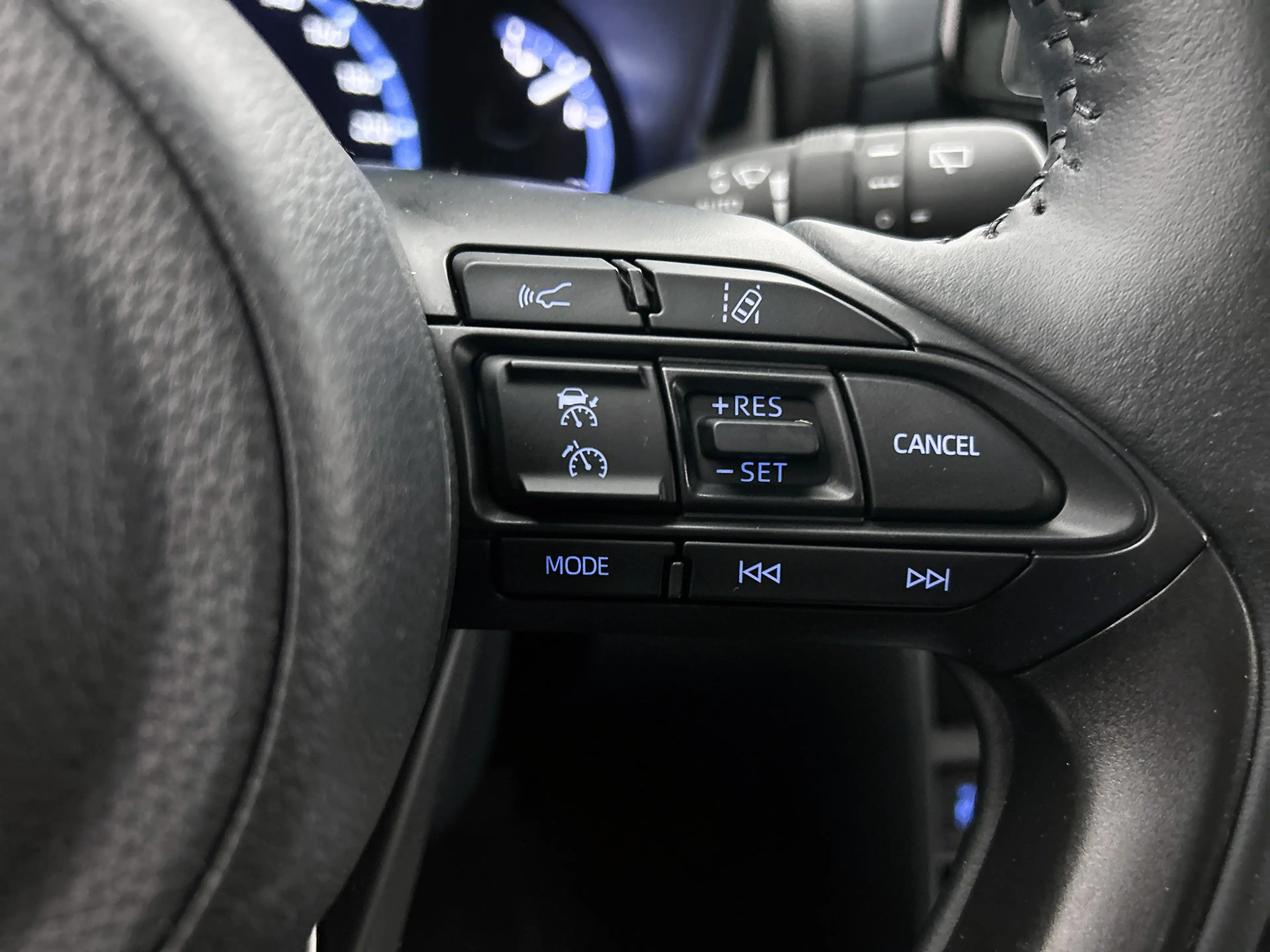 Toyota Yaris Cross 1.5 Hybrid Dynamic | Parkeersensor voor en achter — photo 15