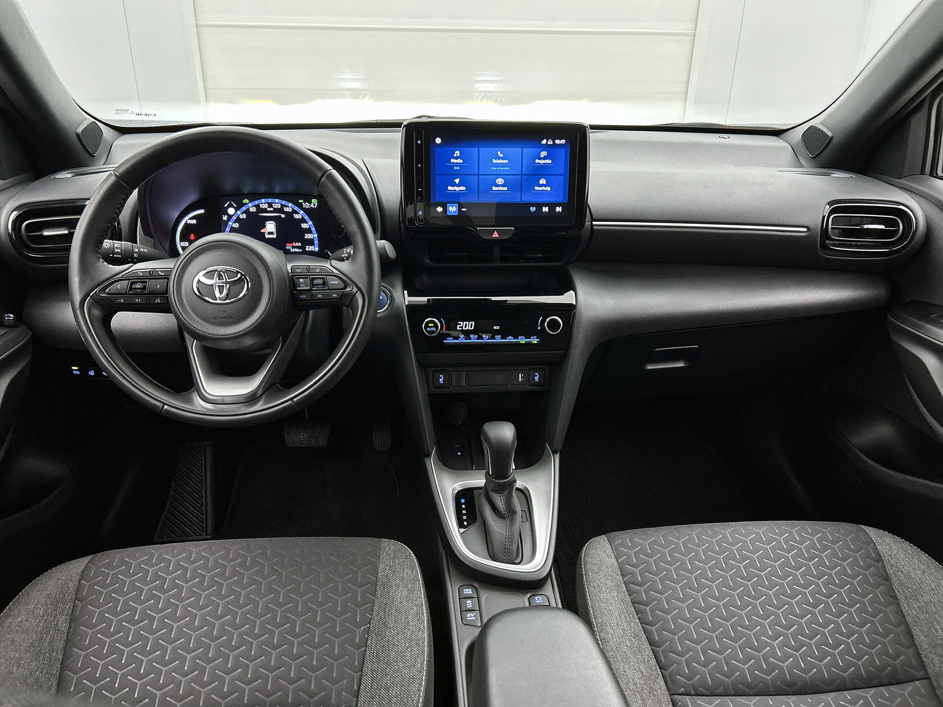Toyota Yaris Cross 1.5 Hybrid Dynamic | Parkeersensor voor en achter — photo 4