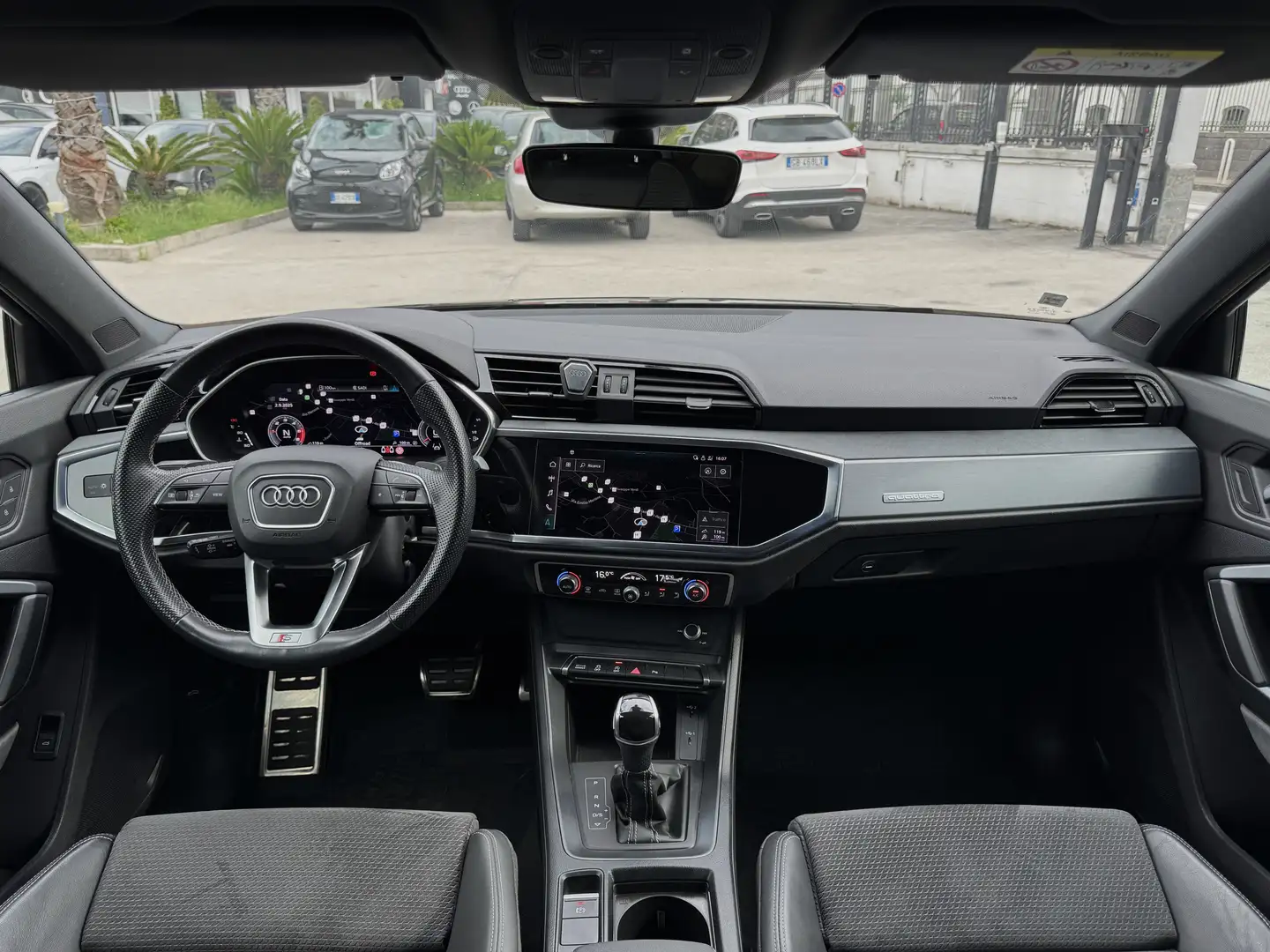 Audi Q3 Sportback 40 TDI 200CV Quattro S Tronic S line Grigio - 2