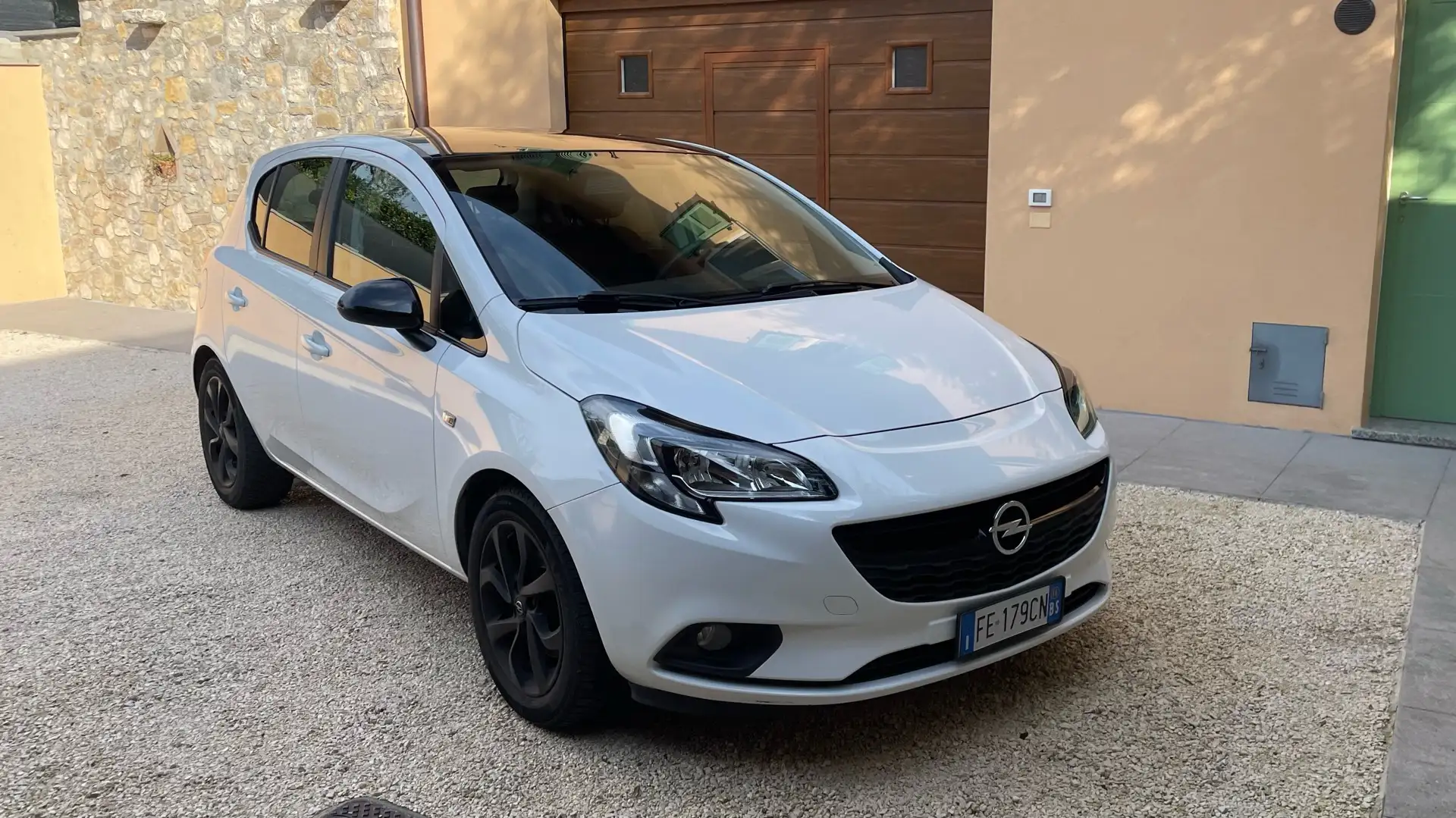 Opel Corsa Opel Corsa 1.0 turbo SGE b-color - 1