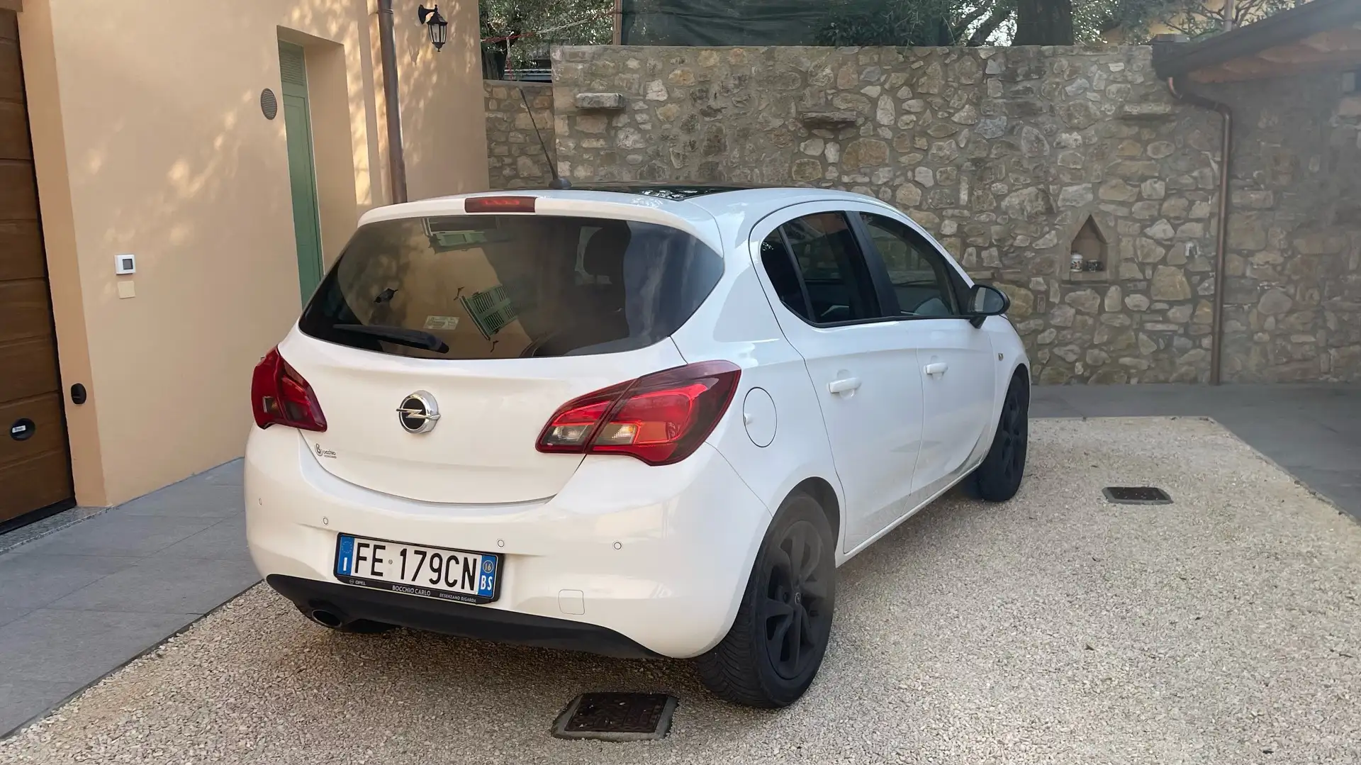Opel Corsa Opel Corsa 1.0 turbo SGE b-color - 2