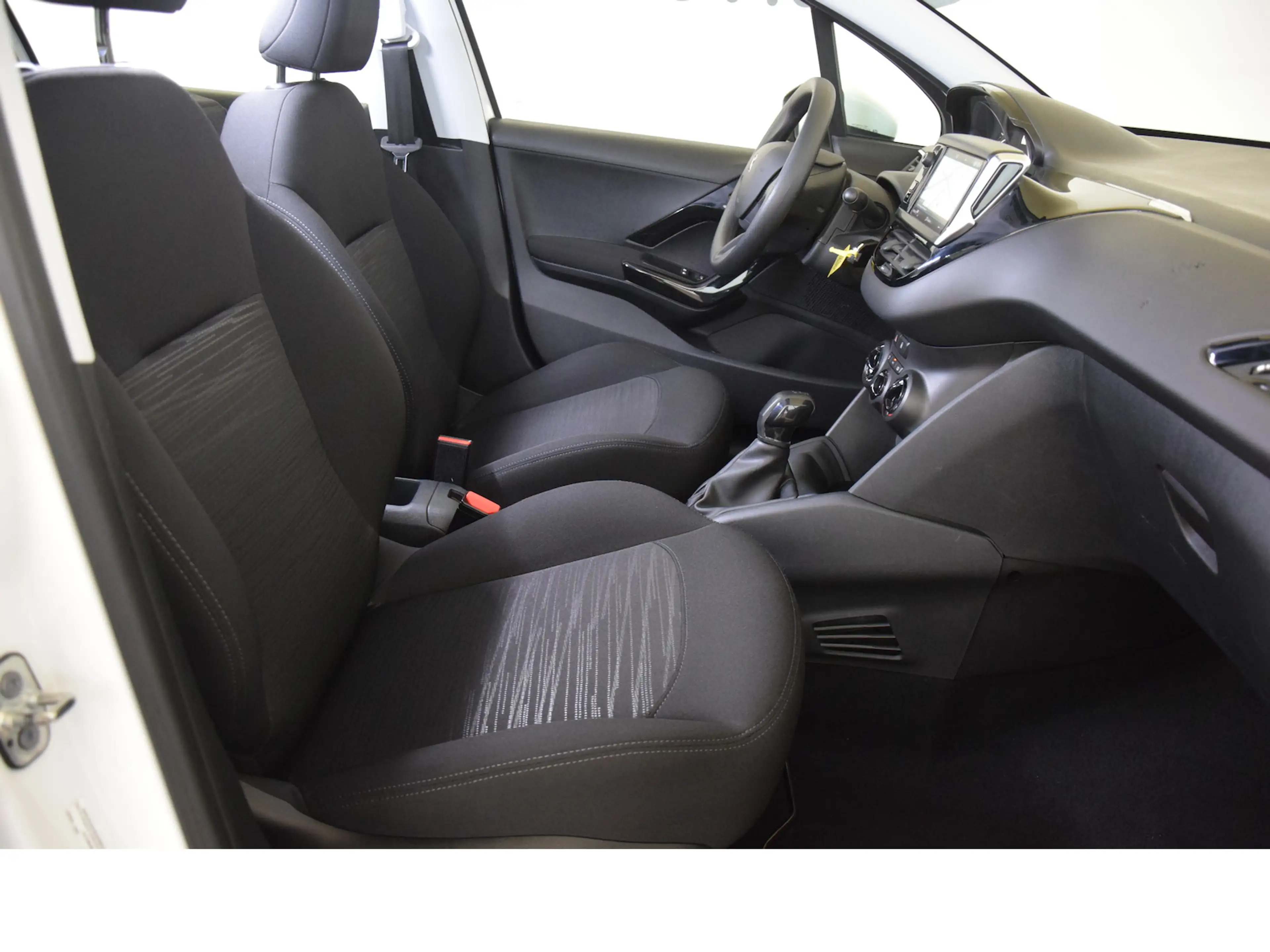 Peugeot 208 Active Navi Klima Touch 2-Sitzer Ladefläche — photo 10