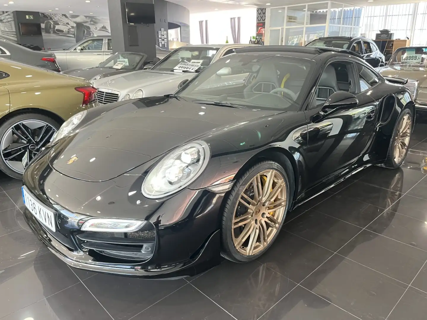 Porsche 991 Turbo Coupé PDK Negro - 1