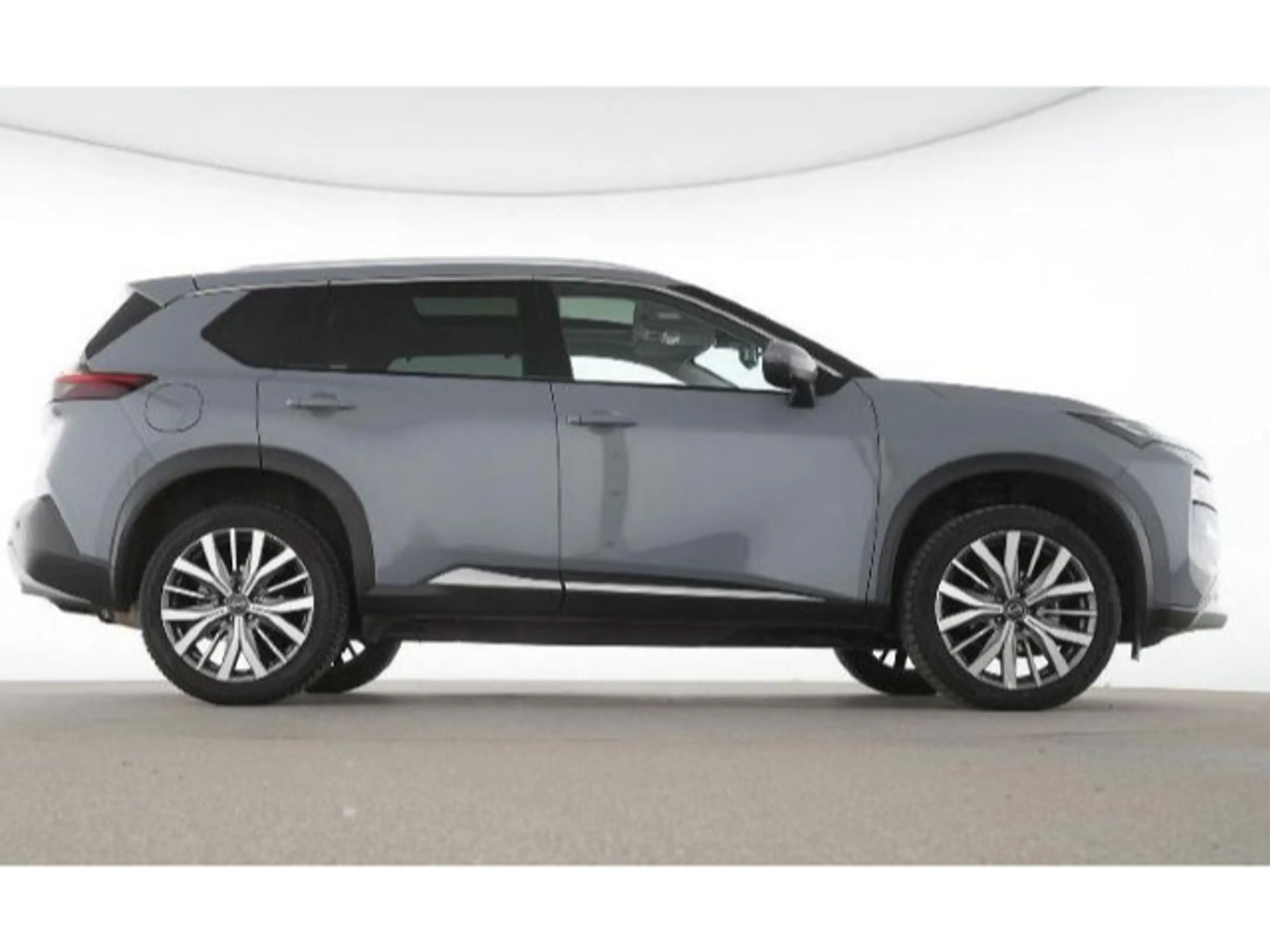 Nissan X-Trail 1.5 VC-T MHEV Tekna+ 20 Zoll — photo 4