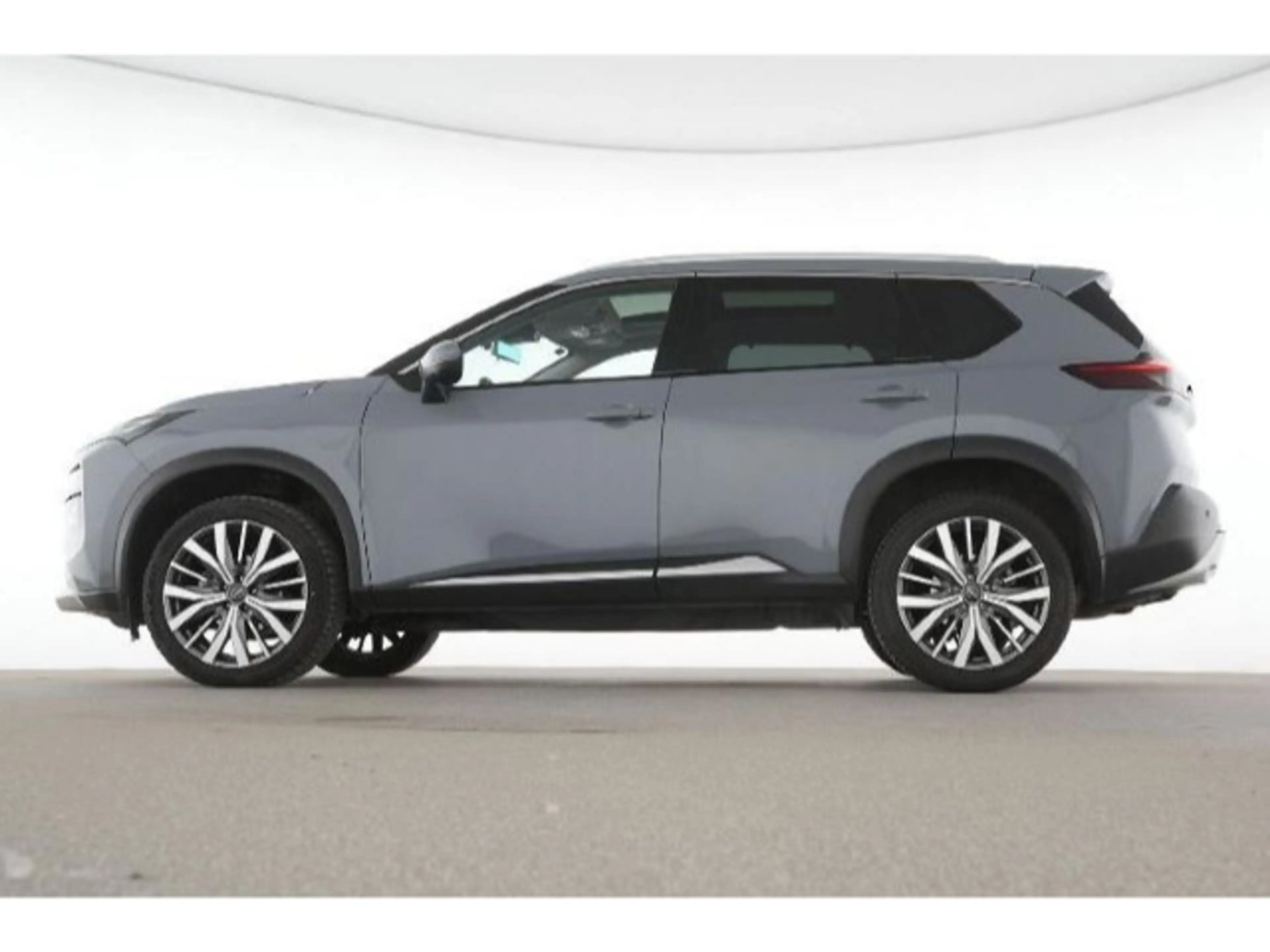 Nissan X-Trail 1.5 VC-T MHEV Tekna+ 20 Zoll — photo 5