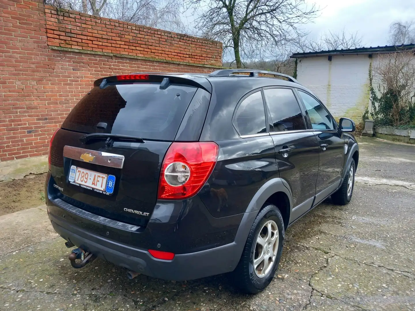 Chevrolet Captiva 2.0 VCDi 4x4 LS crna - 2