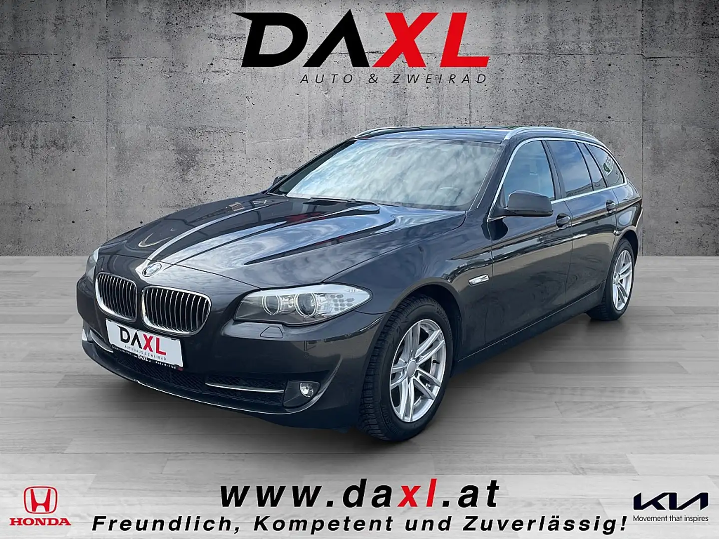 BMW 520 d Touring Österreich-Paket *Xenon* *Leder* *Navi* Schwarz - 1