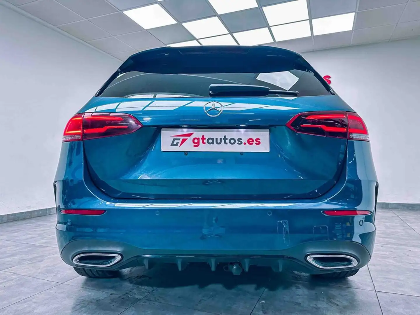 Mercedes-Benz AMG ONE 180d Line 116CV Blu/Azzurro - 2