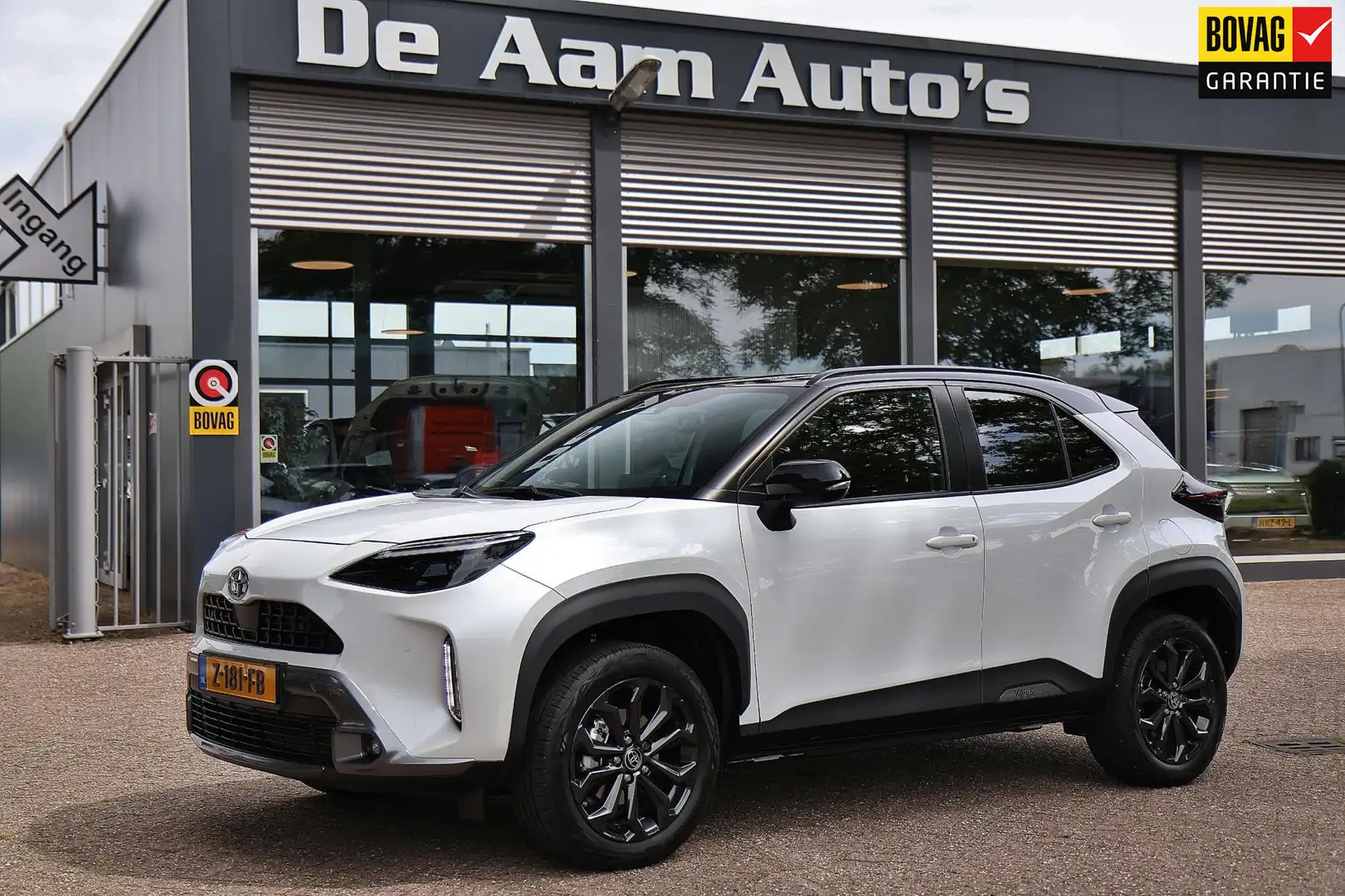 Toyota Yaris Cross 1.5 Hybrid Explore Two Tone Camera Stoelverwaming Wit - 1