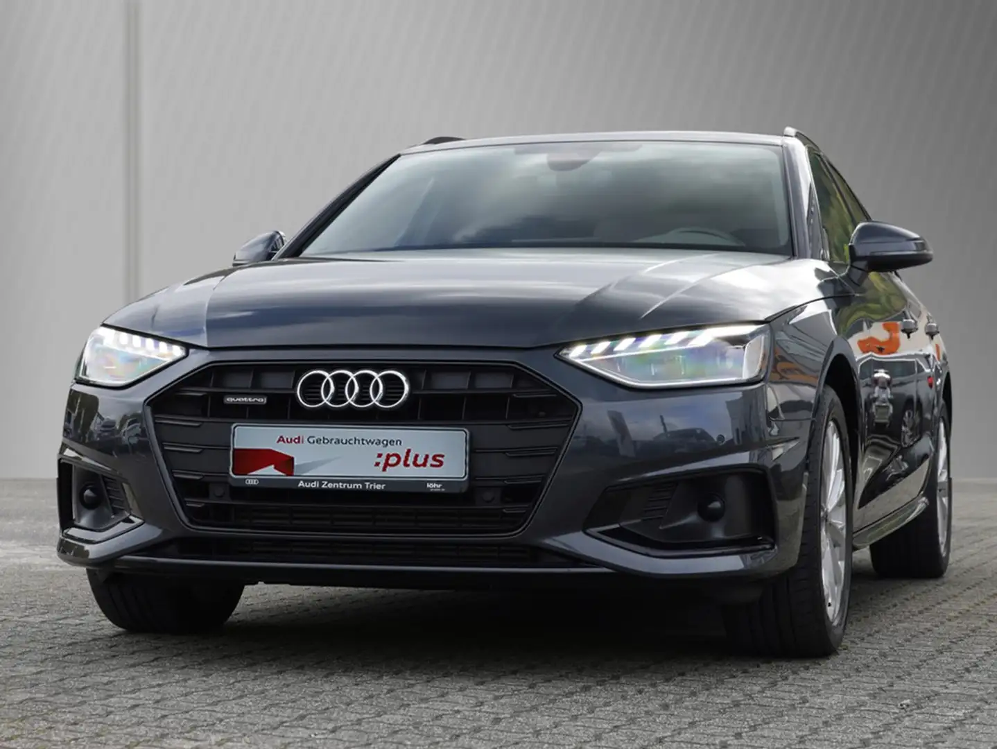 Audi A4 Avant 40 TFSI quattro advanced S-tronic Grau - 2