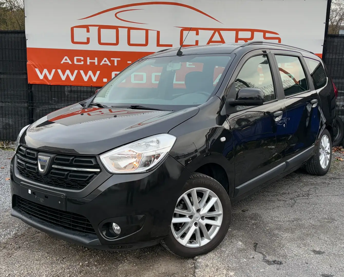 Dacia Lodgy 1.3 TCe Comfort -EU6D - GARANTIE 1AN - Schwarz - 1