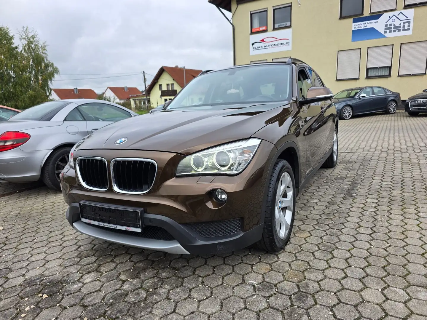 BMW X1 Baureihe X1 20 d xDrive/TÜV NEU Braun - 1